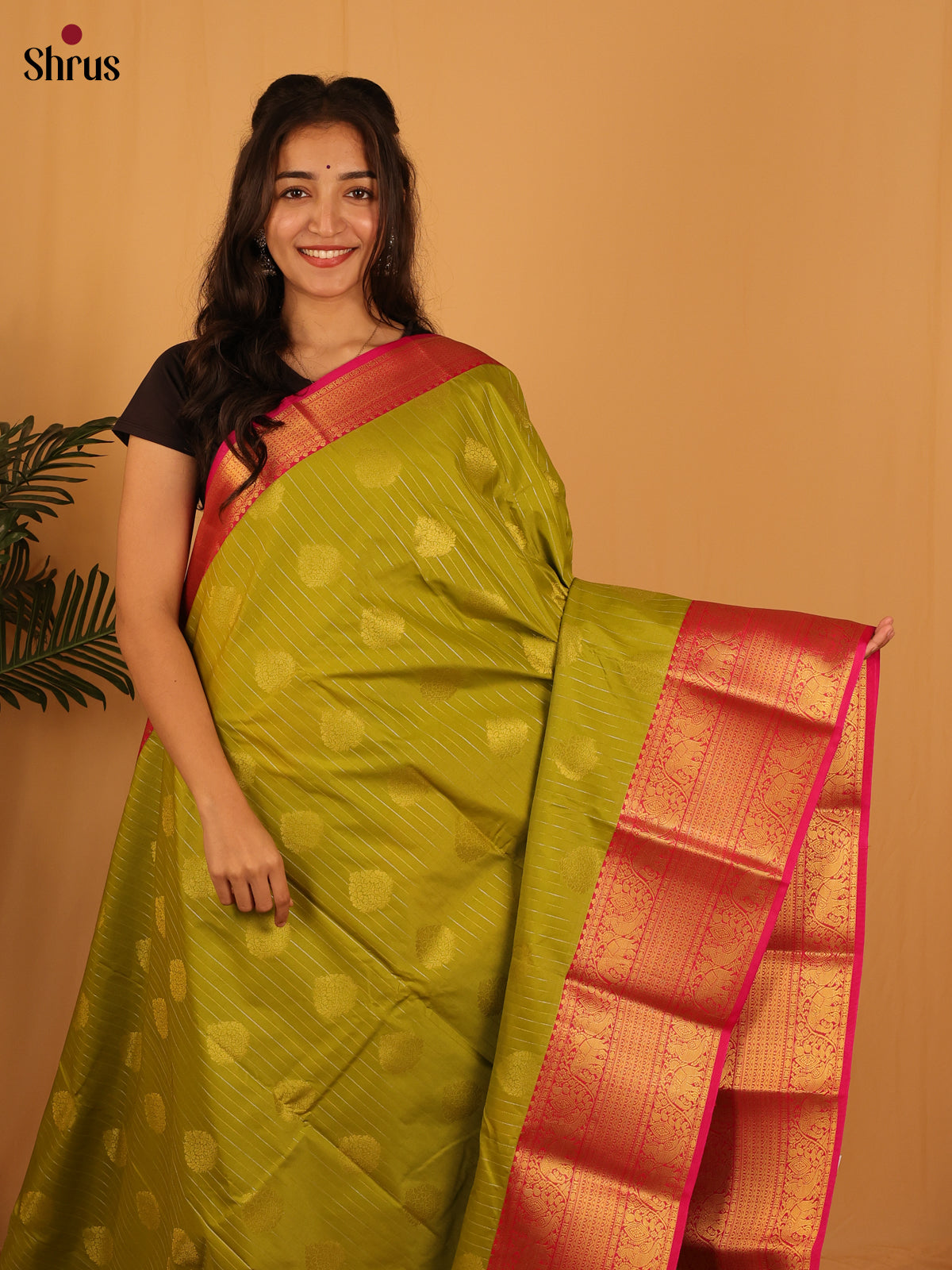 Green & Red- Bangalori silk Saree - Shop on Shrus.com