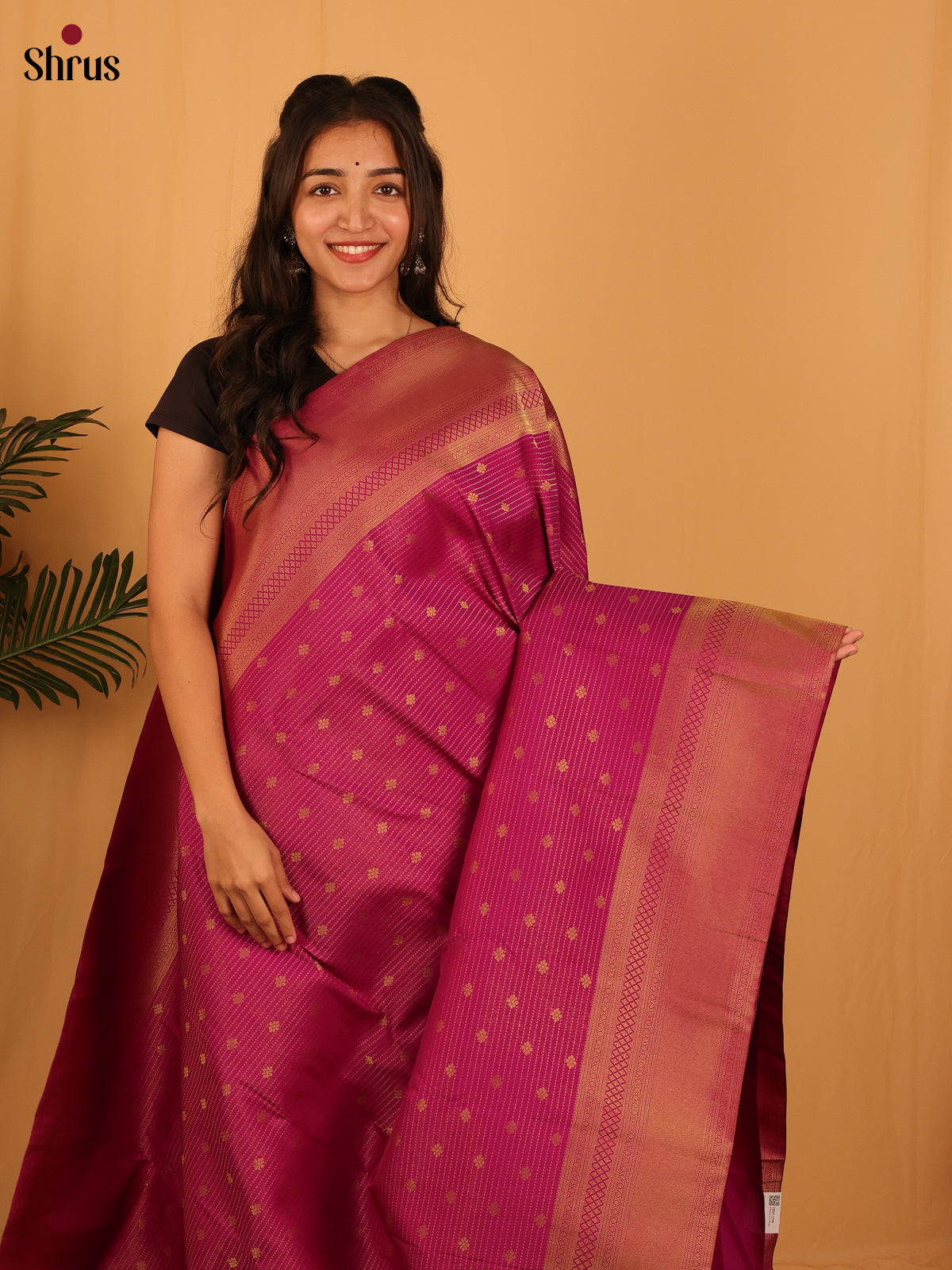 Maroon & Green- Bangalori silk Saree - Shop on Shrus.com