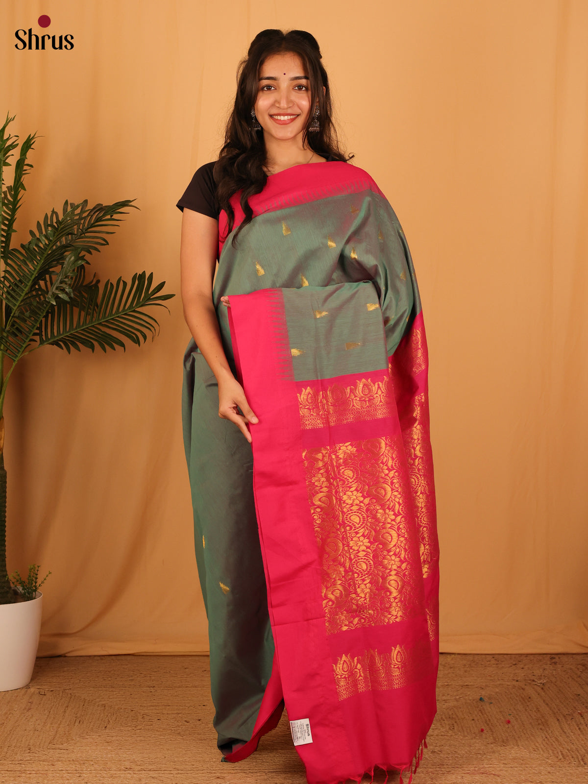 Double Shaded Green & Pink - Kalyani Cotton Saree - Shop on Shrus.com
