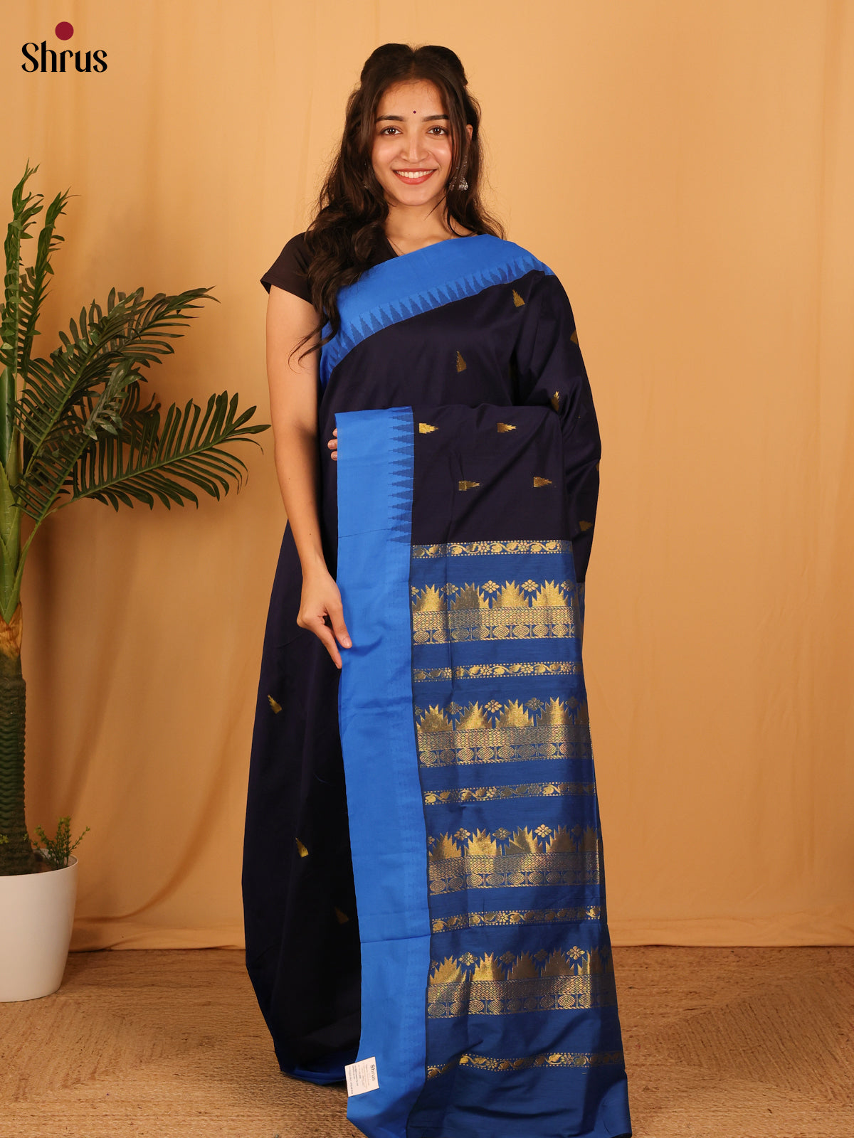 Beautiful Black Kalyani Cotton Saree with Blue Zari Woven Pallu and Border - Shop on Shrus.com