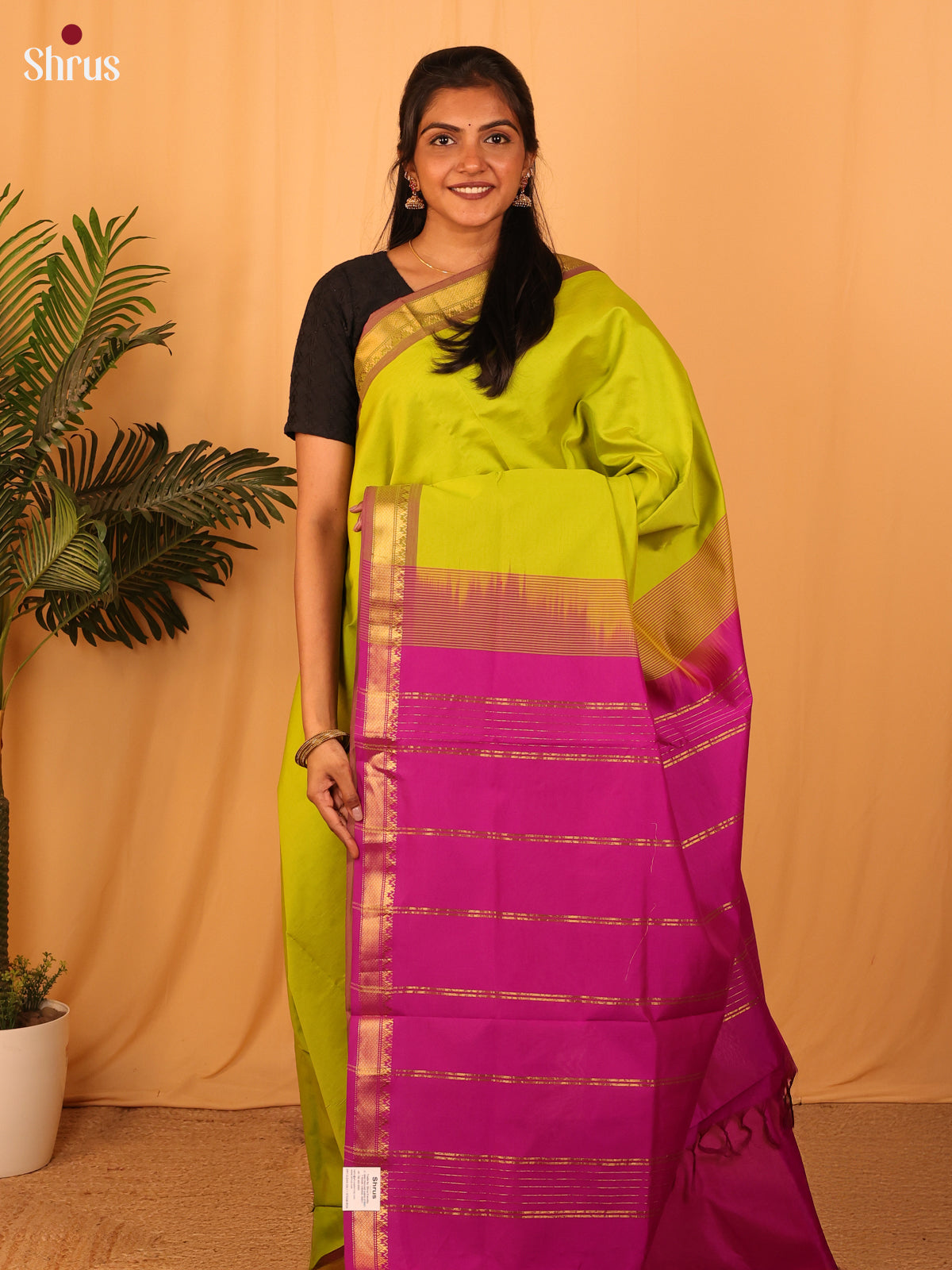 Green & Pink - Silkcotton-halfpure Saree - Shop on Shrus.com
