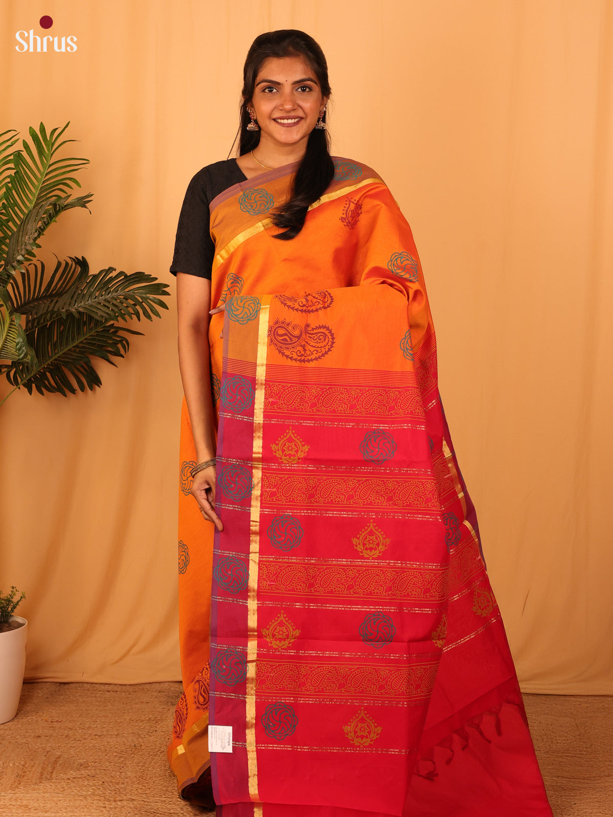 Orange & Red - Silkcotton-halfpure Saree - Shop on Shrus.com