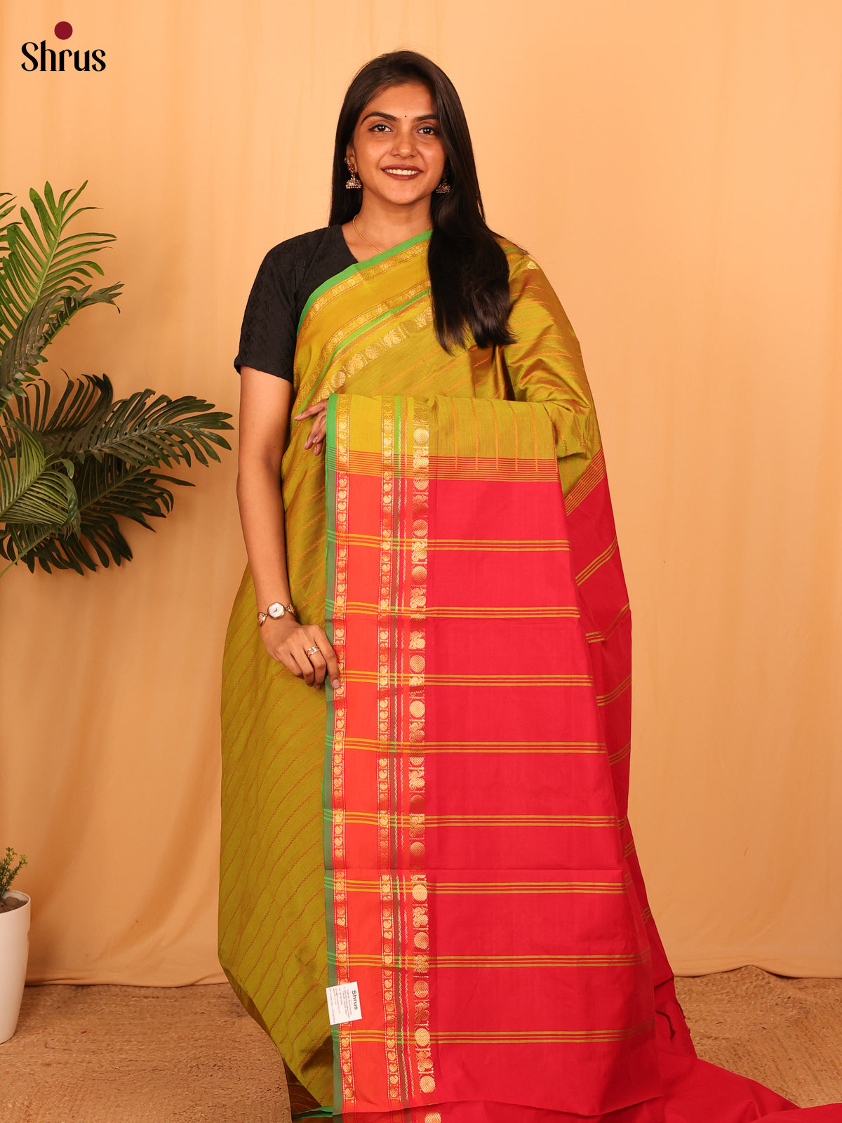 Green & Red - Silkcotton-halfpure Saree - Shop on Shrus.com