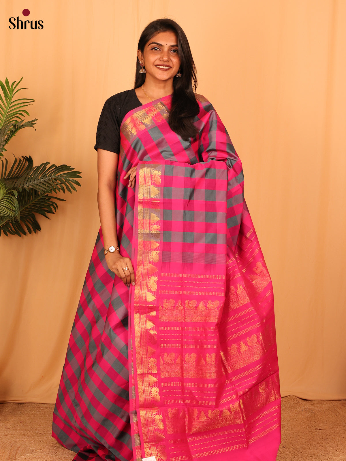 Green & Pink - Silkcotton-halfpure Saree - Shop on Shrus.com