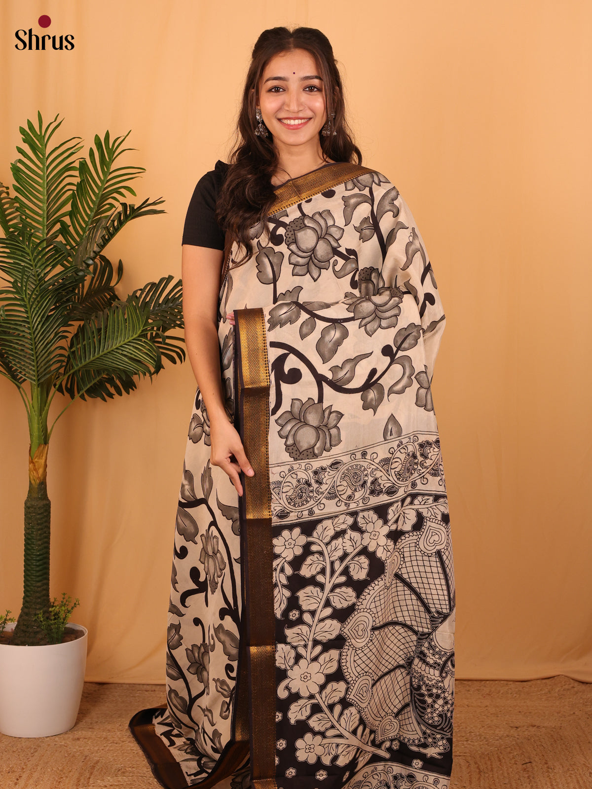 White & Black - Mangalagiri silkcotton Saree - Shop on Shrus.com