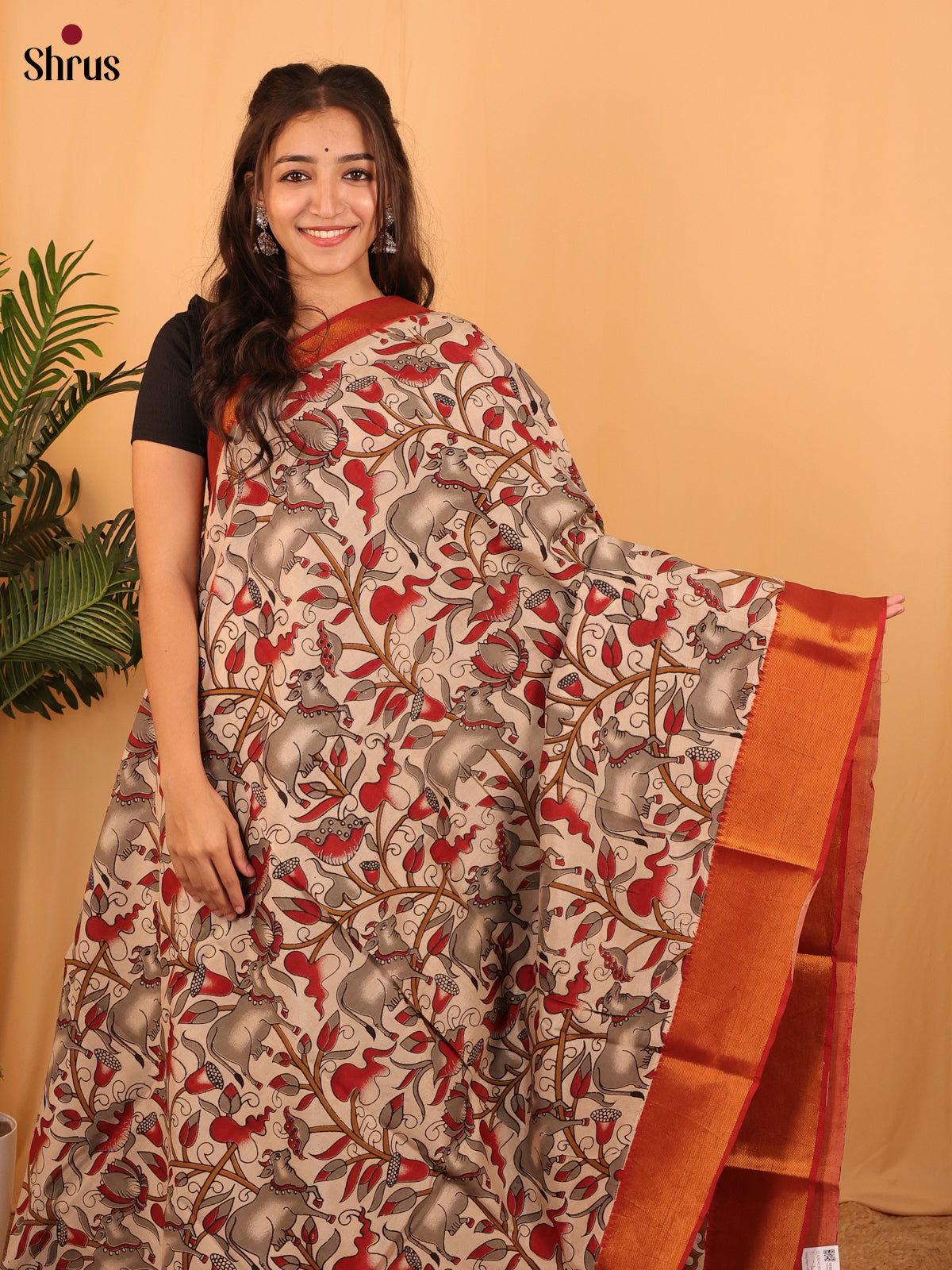 Cream & Red- Mangalagiri silkcotton Saree - Shop on Shrus.com