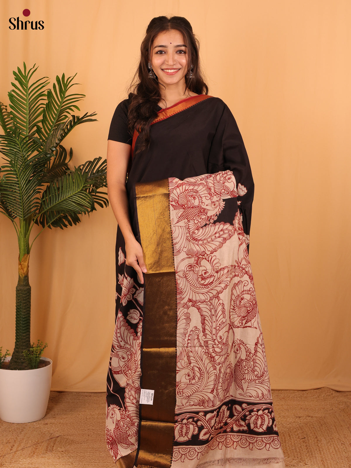 Black & Red - Mangalagiri silkcotton Saree - Shop on Shrus.com