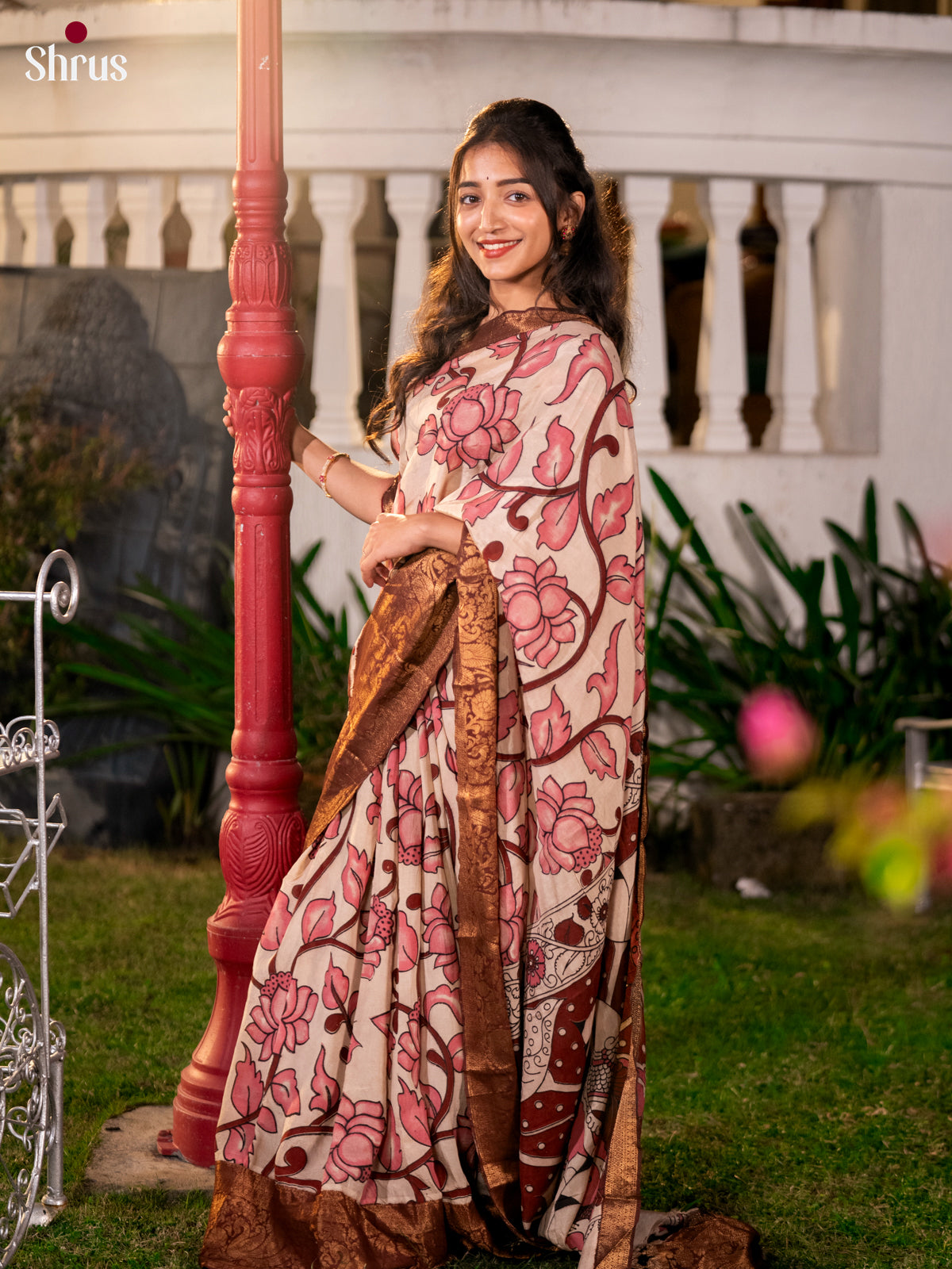 Cream & Pink - Kalamkari Printed Mangalagiri silkcotton Saree - Shop on Shrus.com