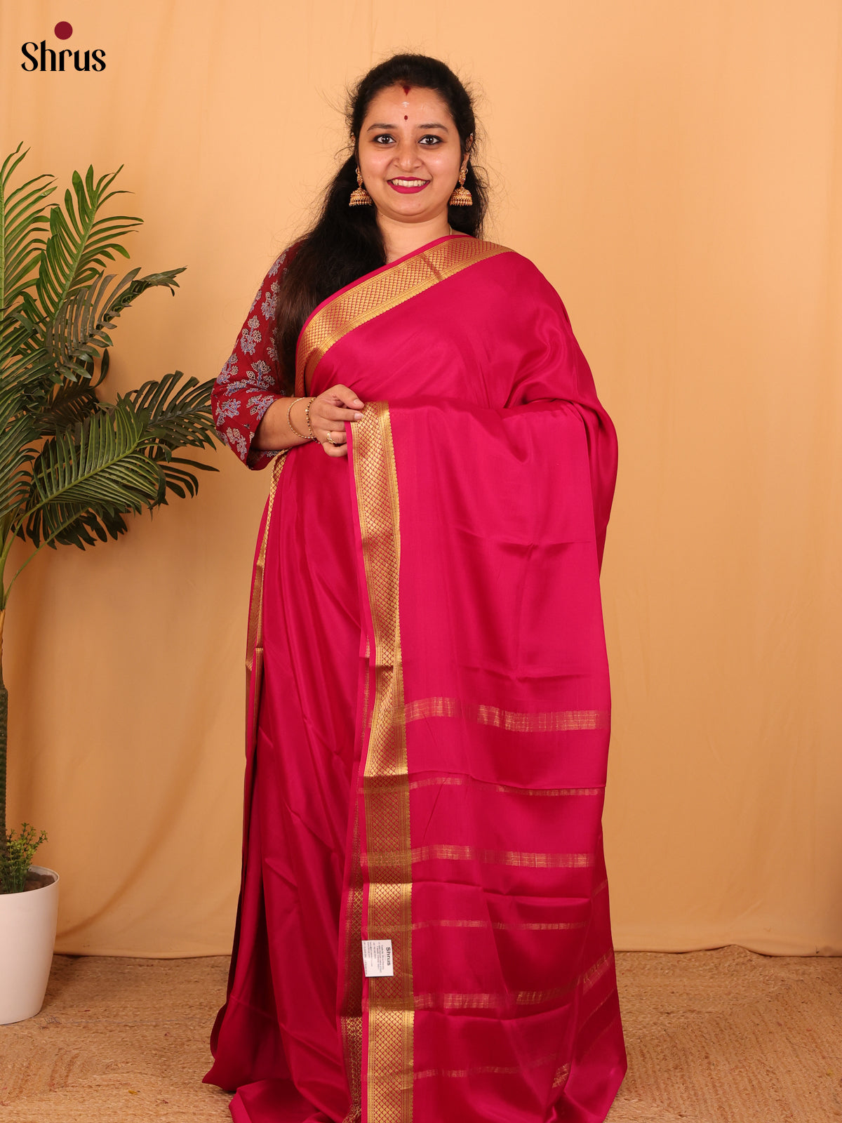 Reddish Pink(single Tone) - Mysore Silk Saree - Shop on Shrus.com