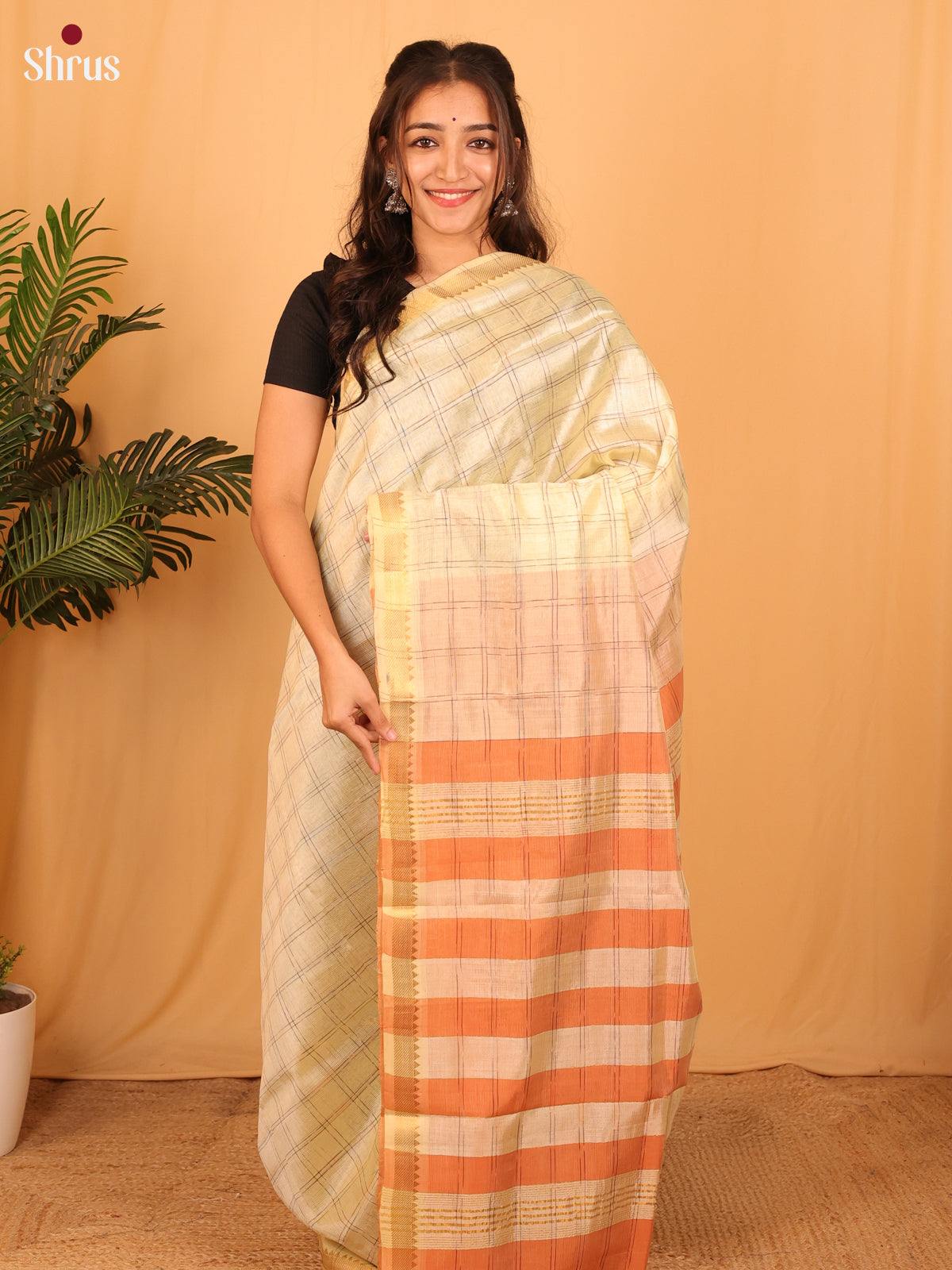 Cream & Peach - Mangalagiri silkcotton Saree - Shop on Shrus.com