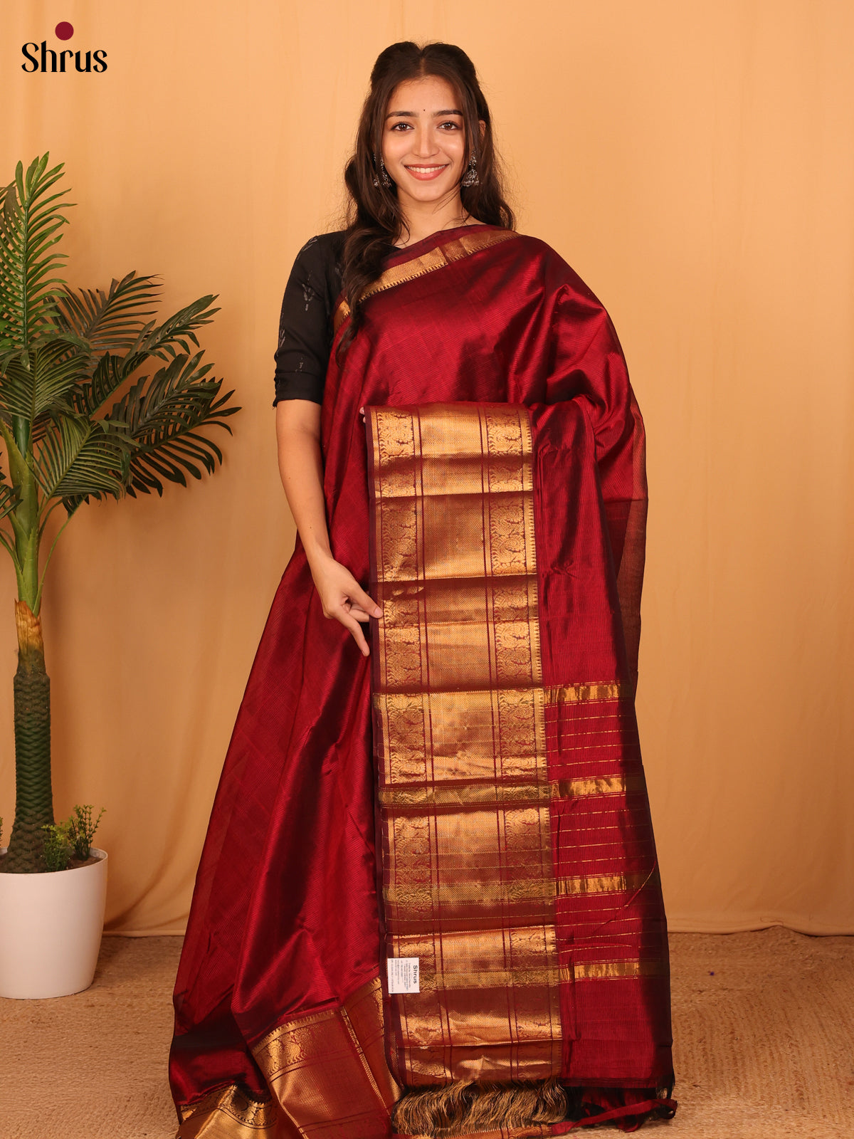Maroon(single Tone) - Mangalagiri silkcotton Saree - Shop on Shrus.com