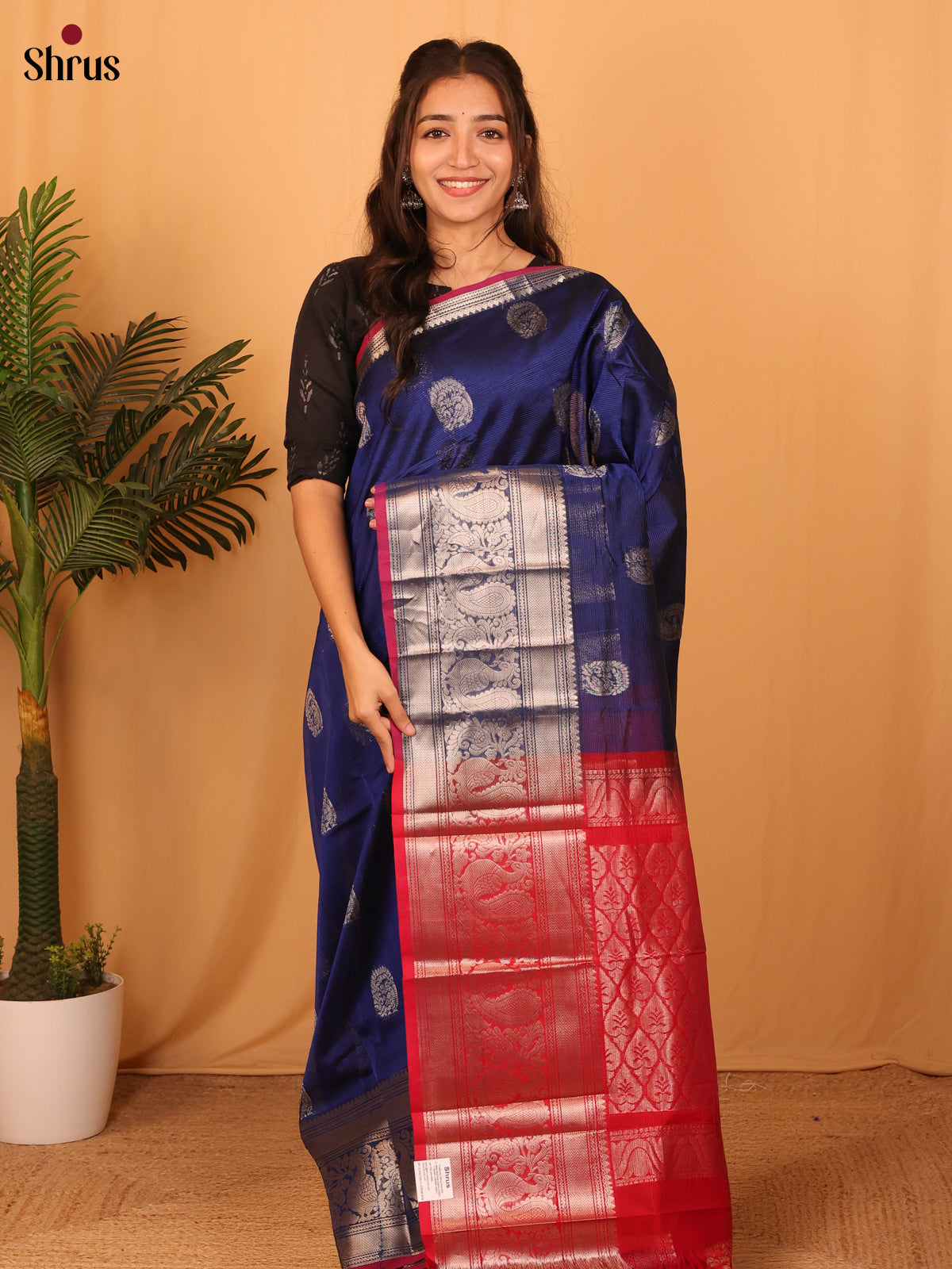 Blue & Red - Mangalagiri silkcotton Saree - Shop on Shrus.com