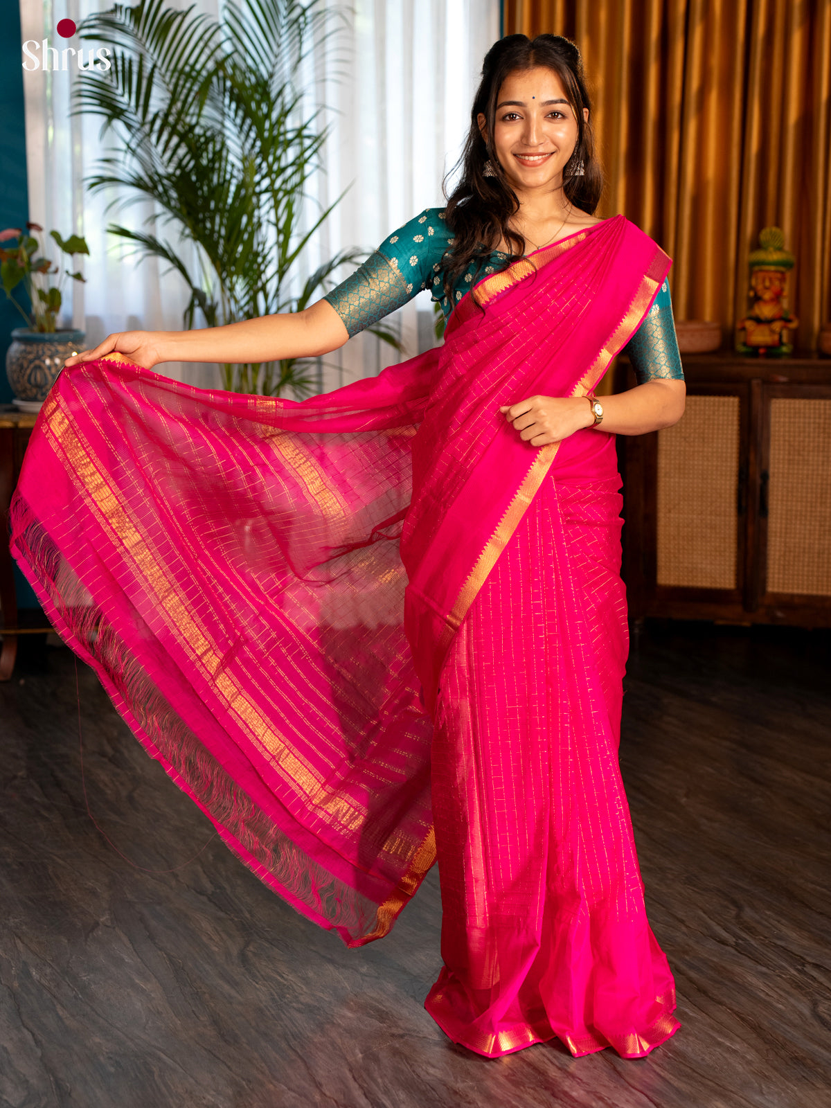 Pink(single Tone) - Mangalagiri silkcotton Saree with Gold Zari Border - Shop on Shrus.com