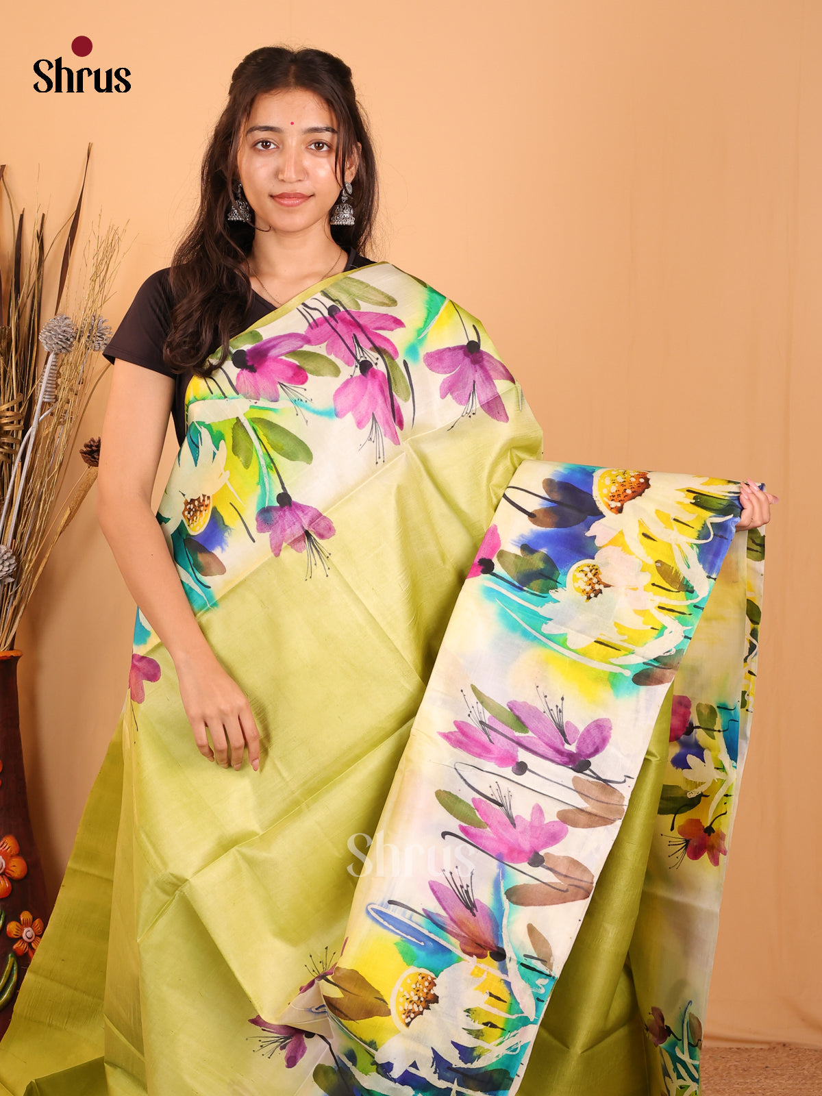 Green & Cream - Murshidabad Tussar Silk Saree - Shop on Shrus.com
