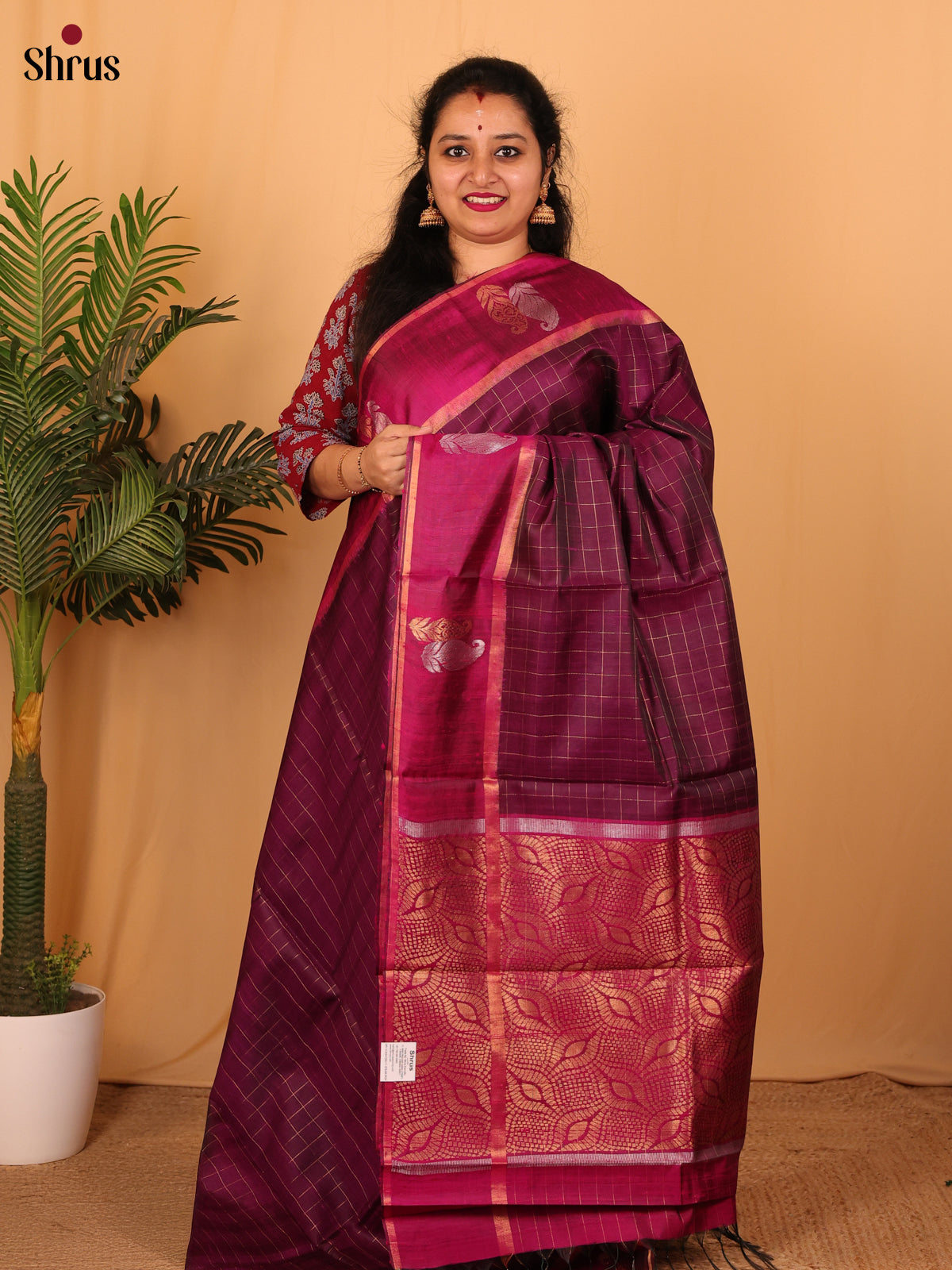 Purple & Majenta- Raw Silk Saree - Shop on Shrus.com