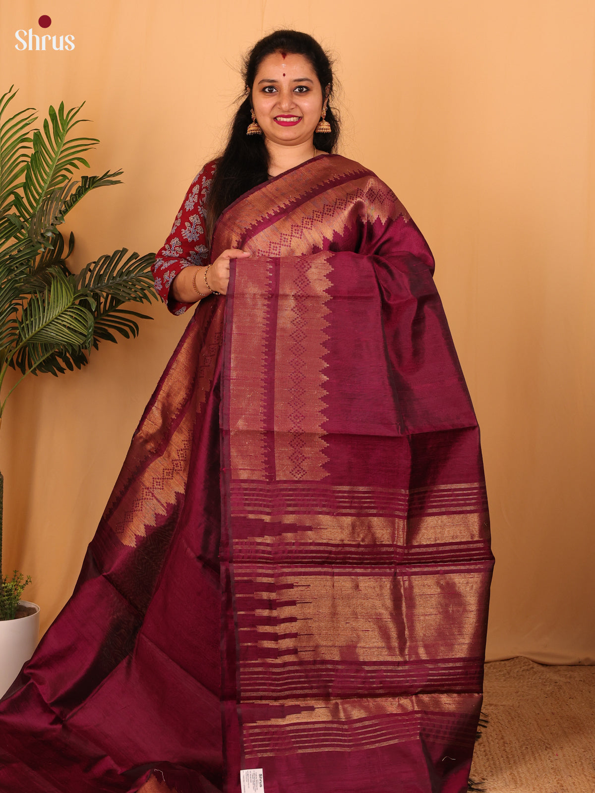 Wine(Single tone)- Raw Silk Saree - Shop on Shrus.com