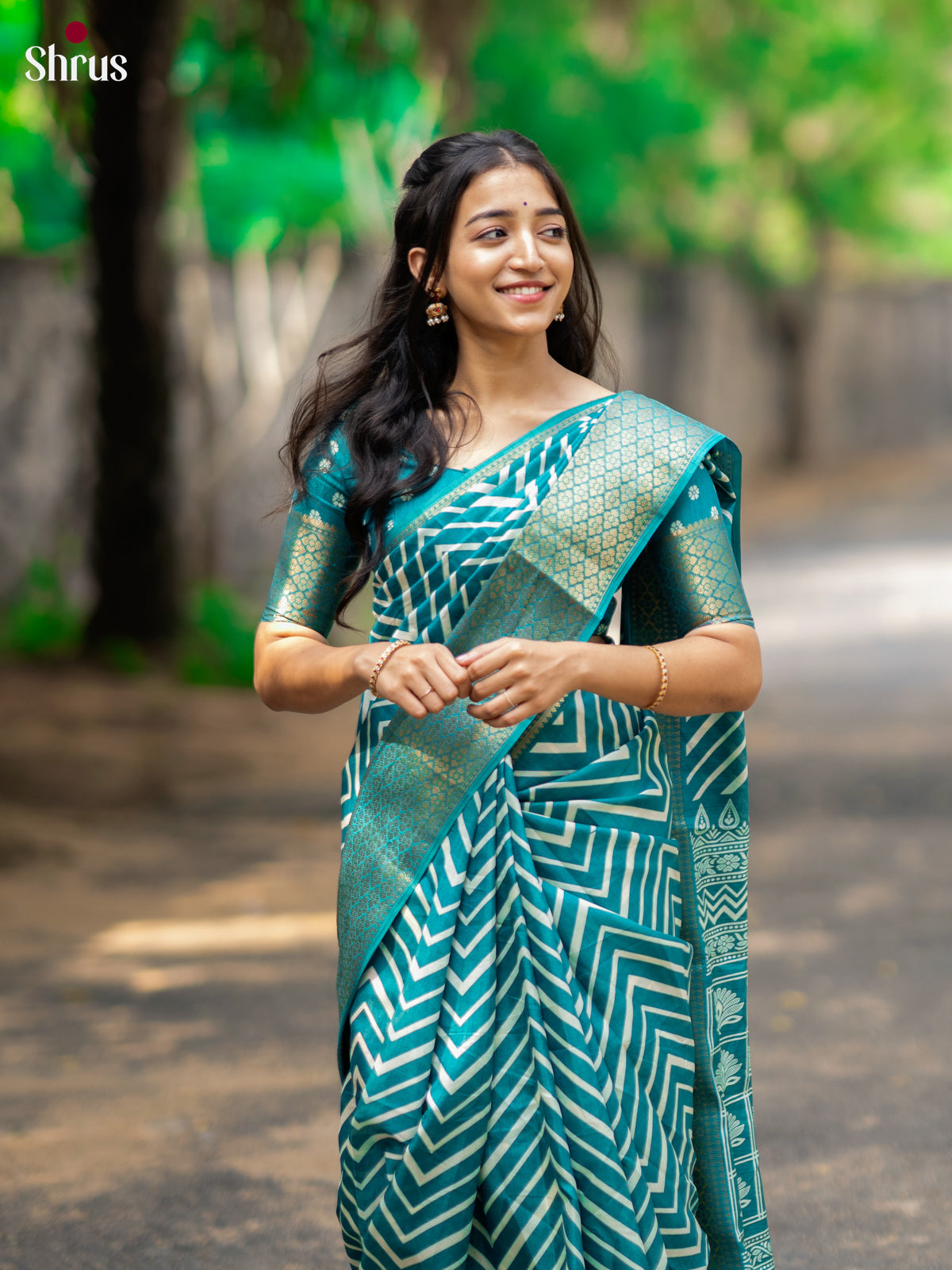 Teal Green - Semi Crepe Saree - Shop on Shrus.com