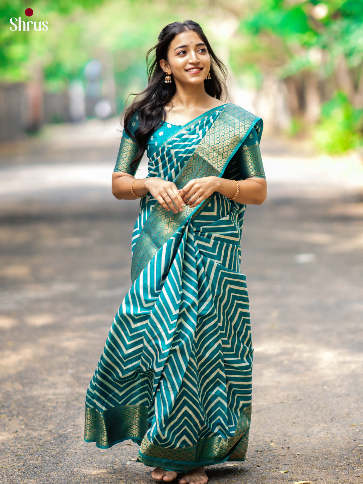 Teal Green - Semi Crepe Saree - Shop on Shrus.com