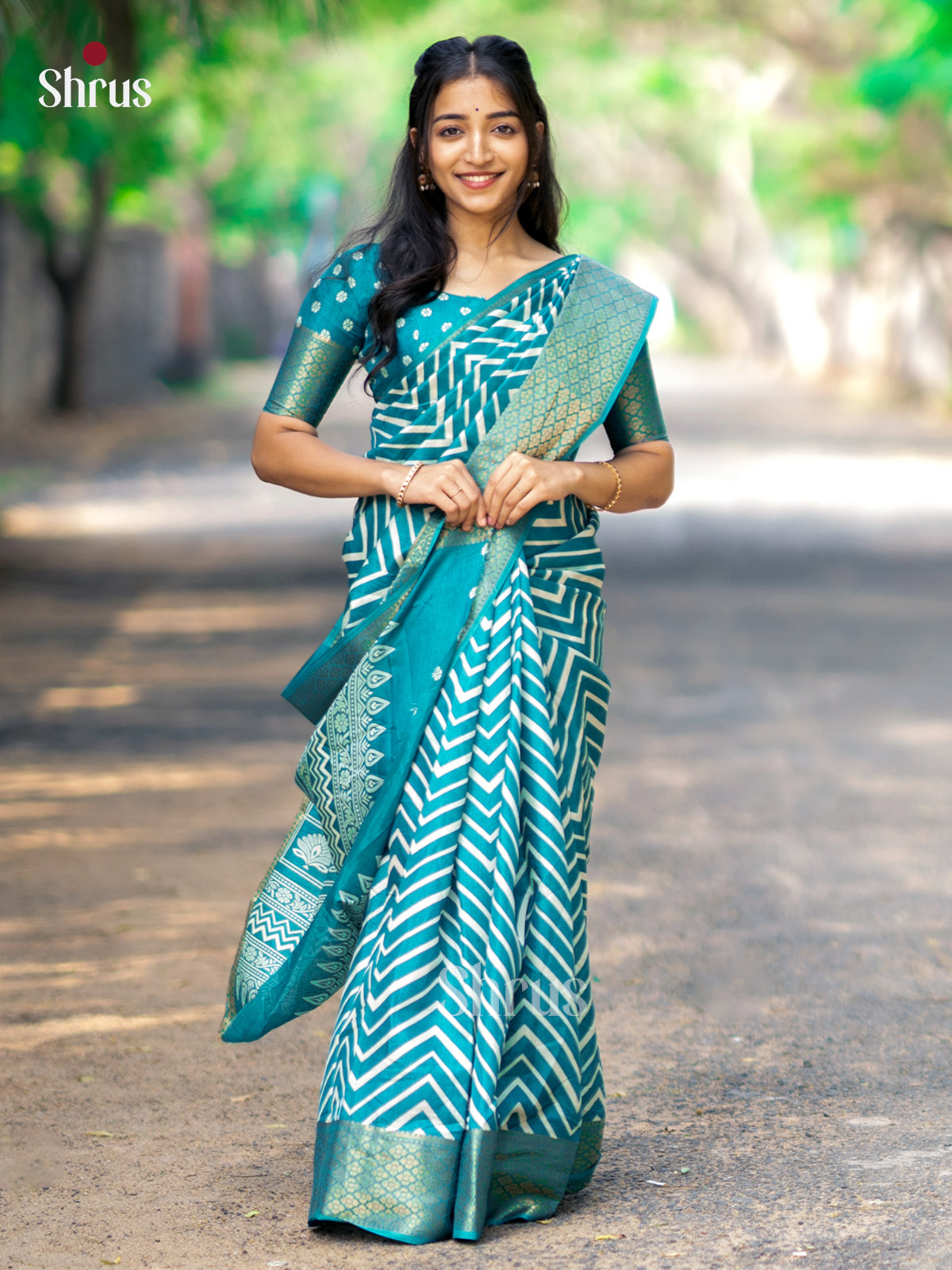 Teal Green - Semi Crepe Saree - Shop on Shrus.com