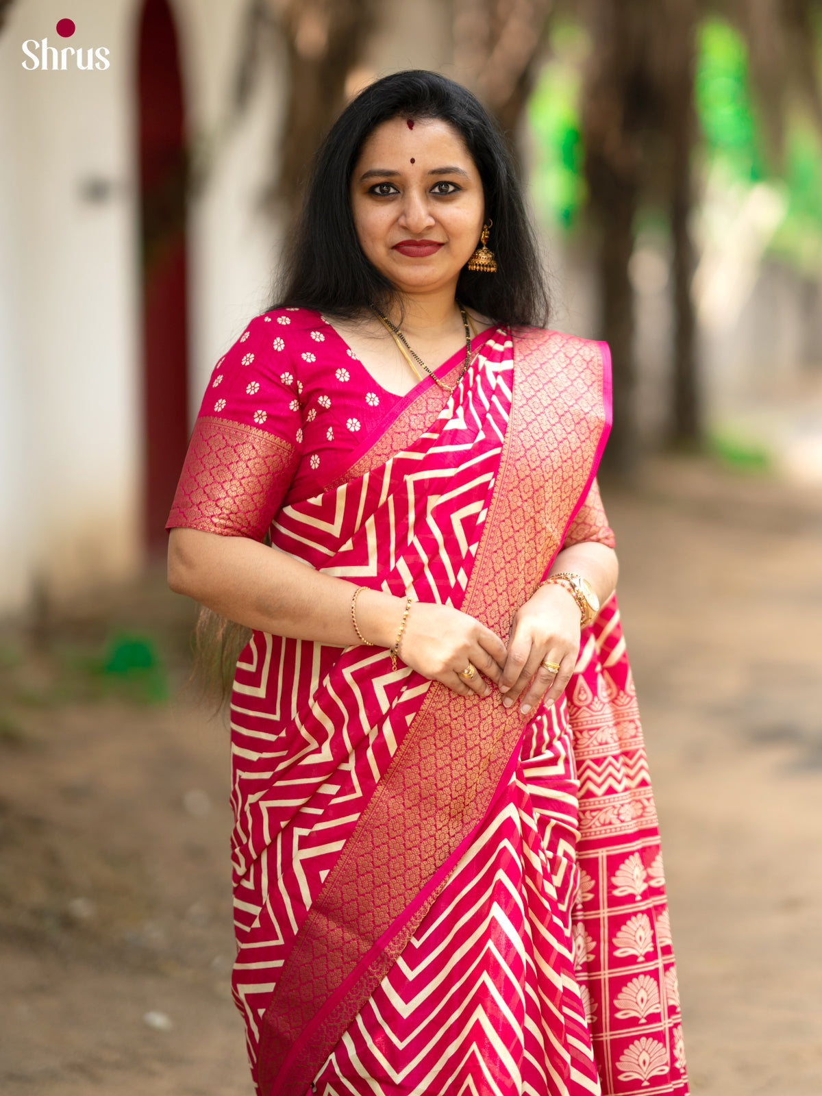 Pink- Semi Crepe Saree - Shop on Shrus.com