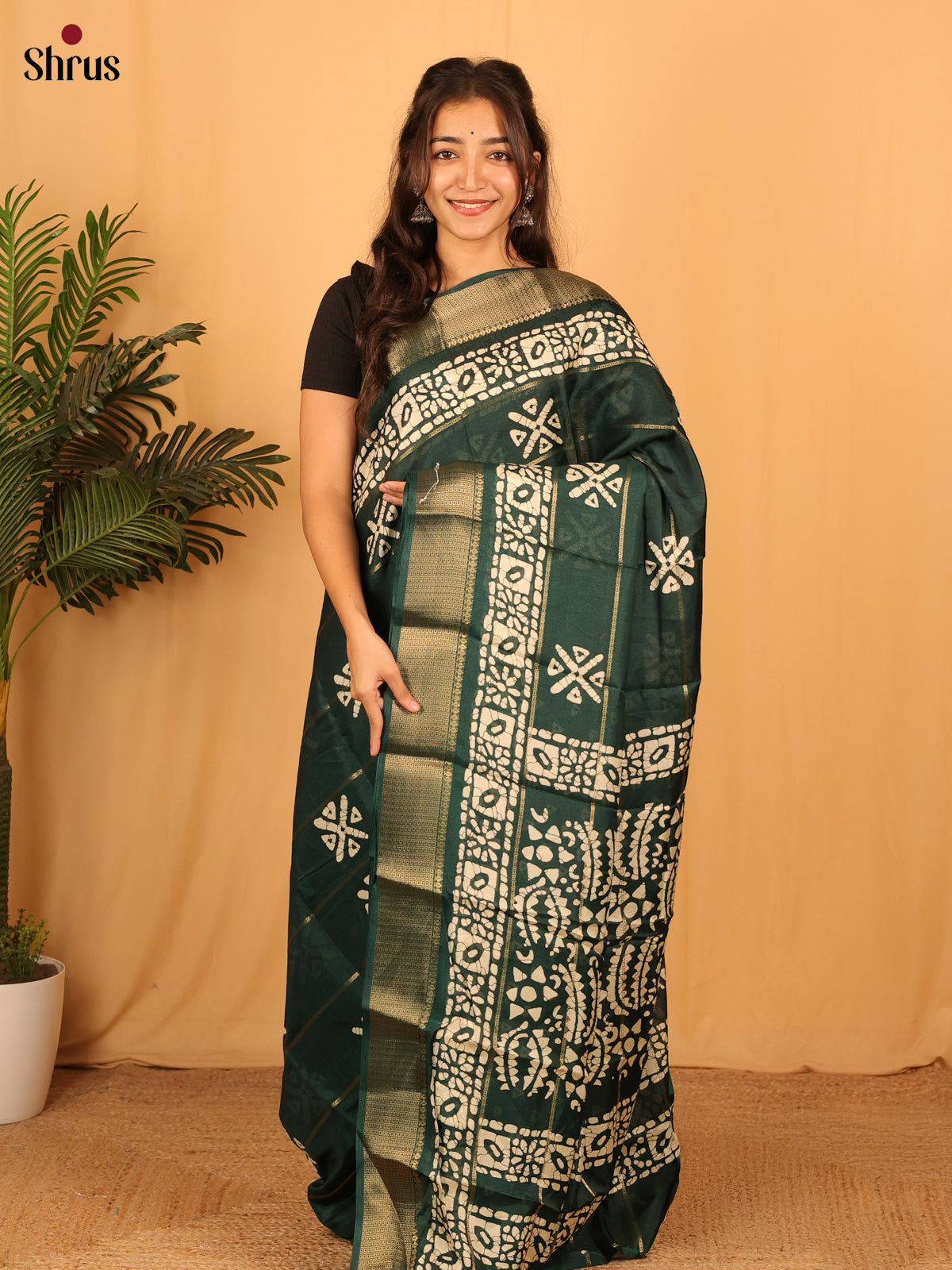 Green - Semi Crepe Saree - Shop on Shrus.com
