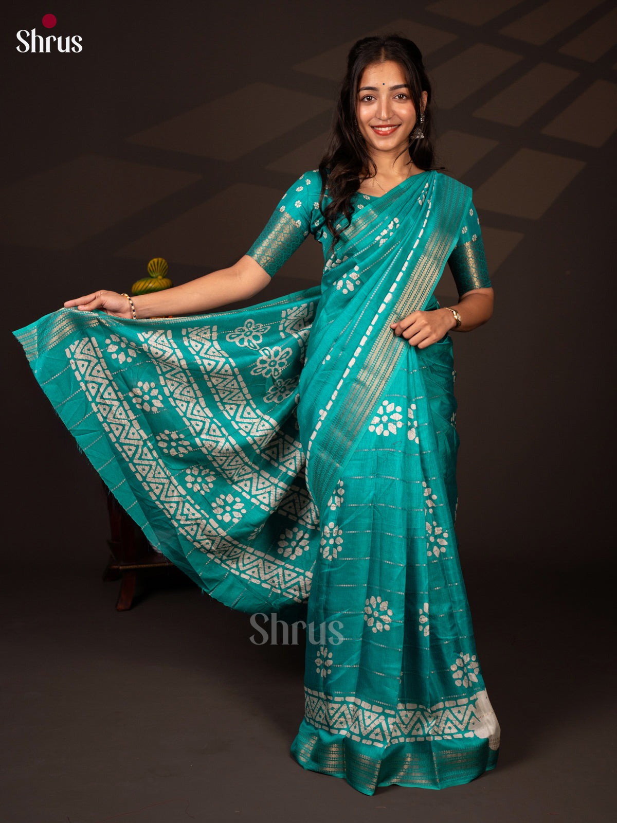 Teal - Semi Crepe Saree - Shop on Shrus.com