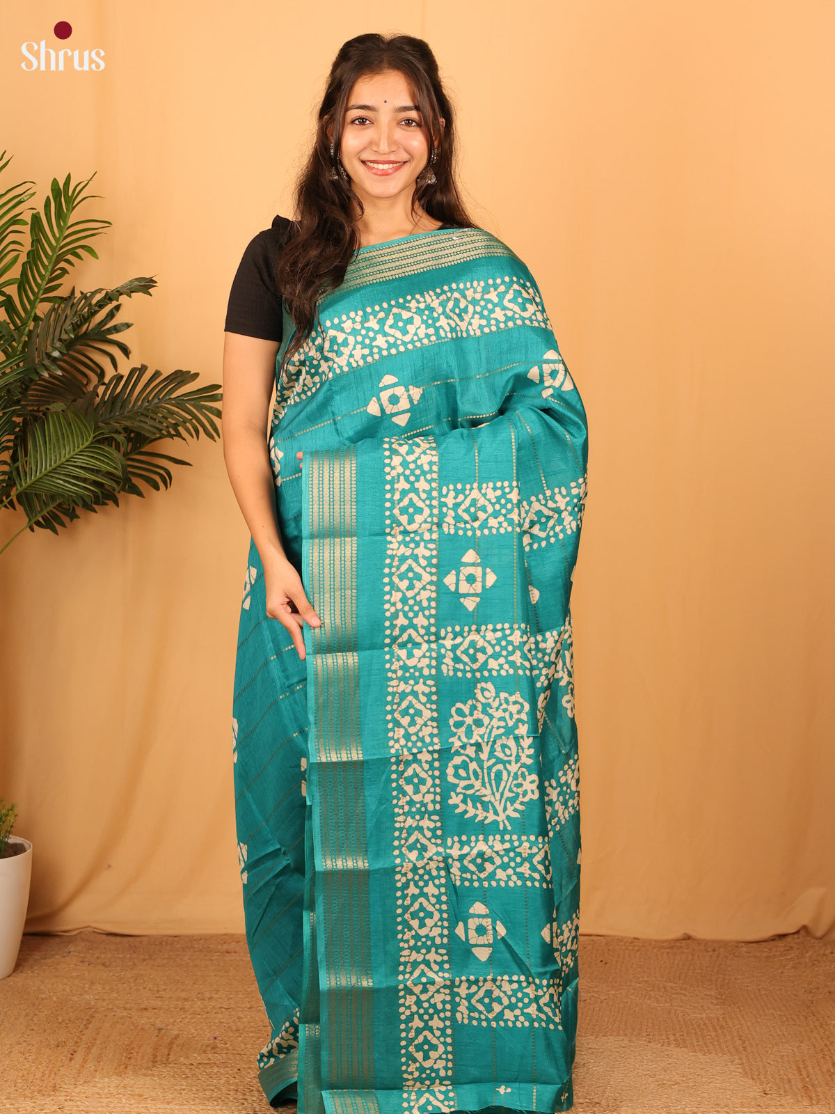 Teal - Semi Crepe Saree - Shop on Shrus.com