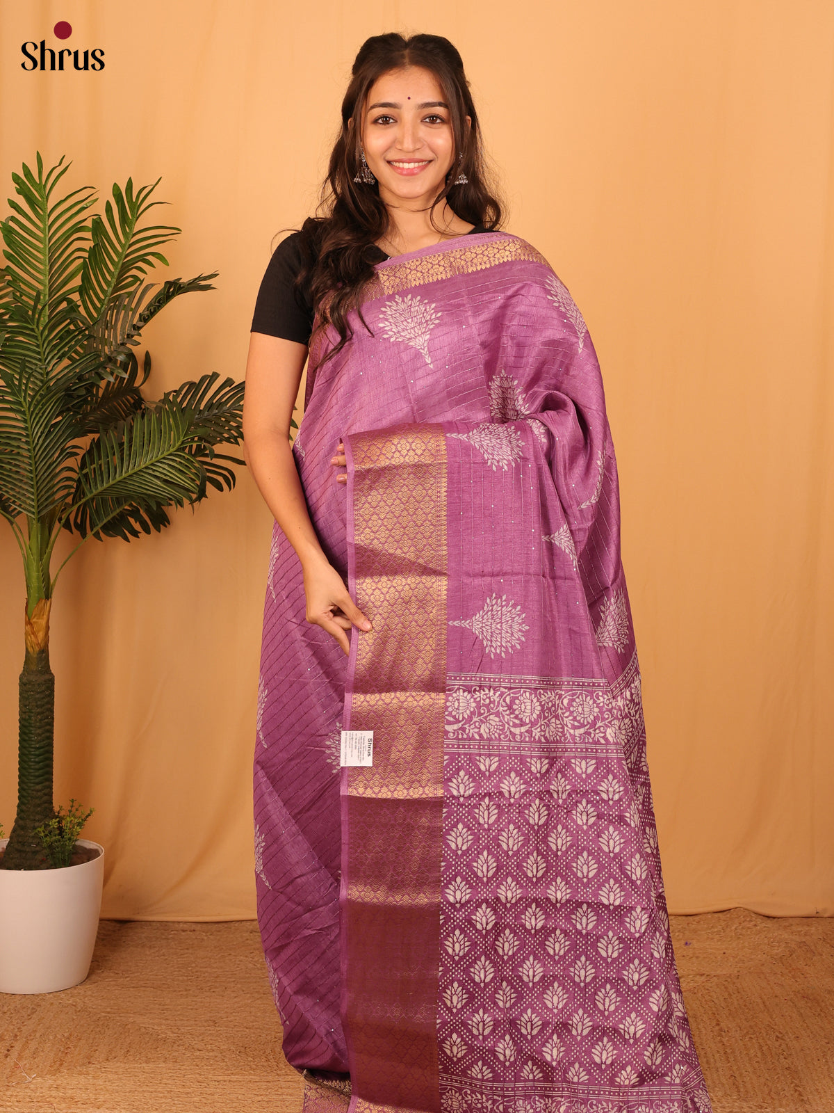 Lavender- Semi Crepe Saree - Shop on Shrus.com