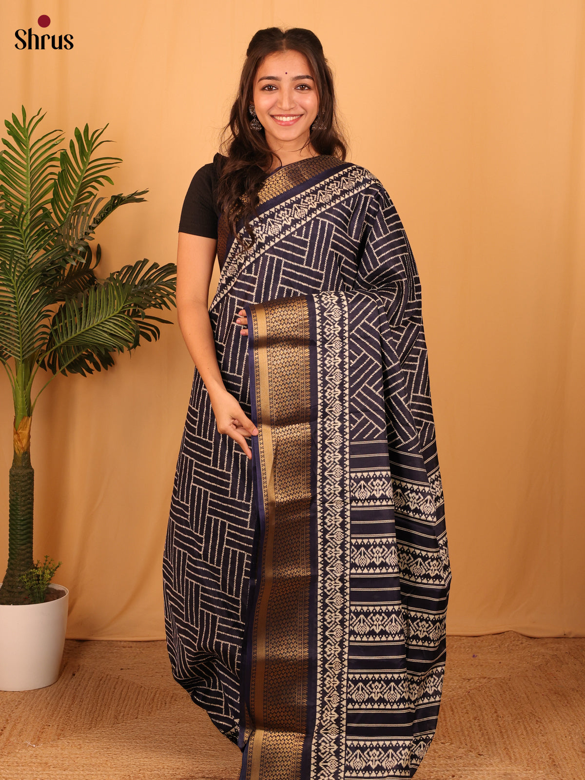 Violet- Semi Crepe Saree - Shop on Shrus.com