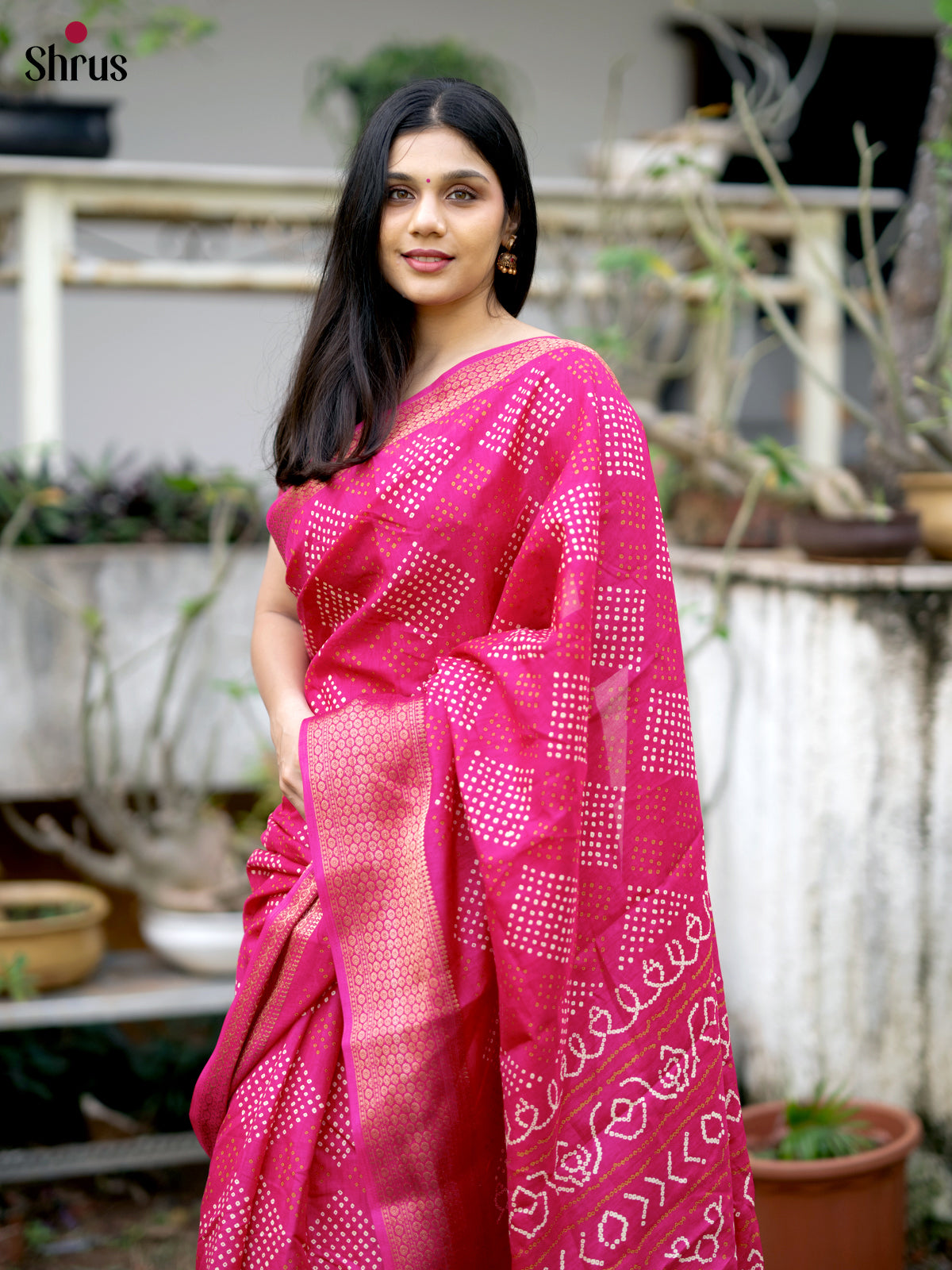 Pink- Semi Crepe Saree - Shop on Shrus.com