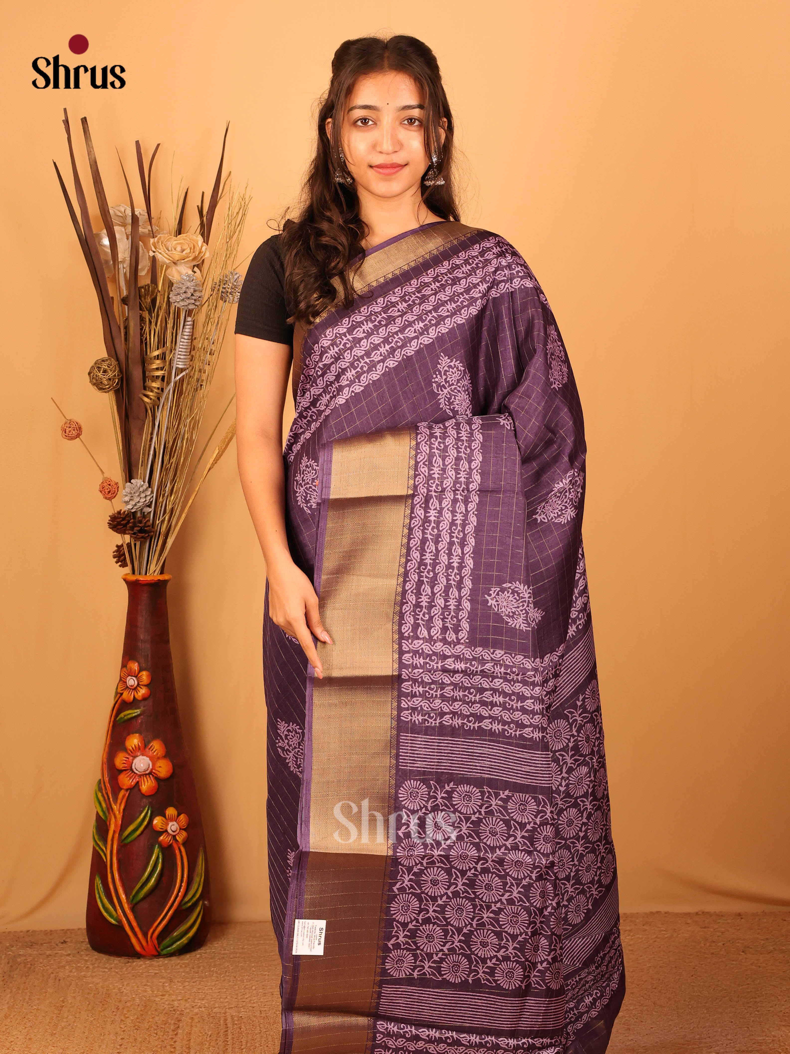DAS07152 - Semi Crepe Saree - Shop on Shrus.com