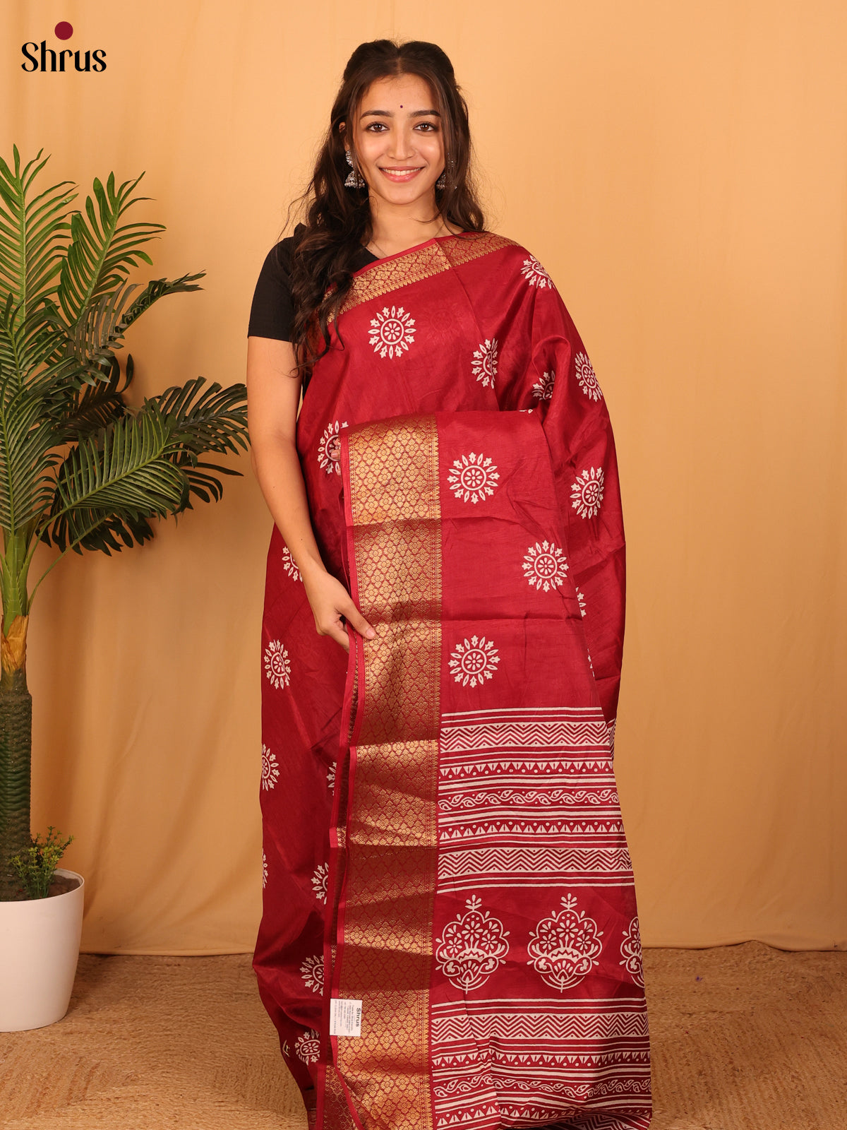 Red- Semi Crepe Saree - Shop on Shrus.com