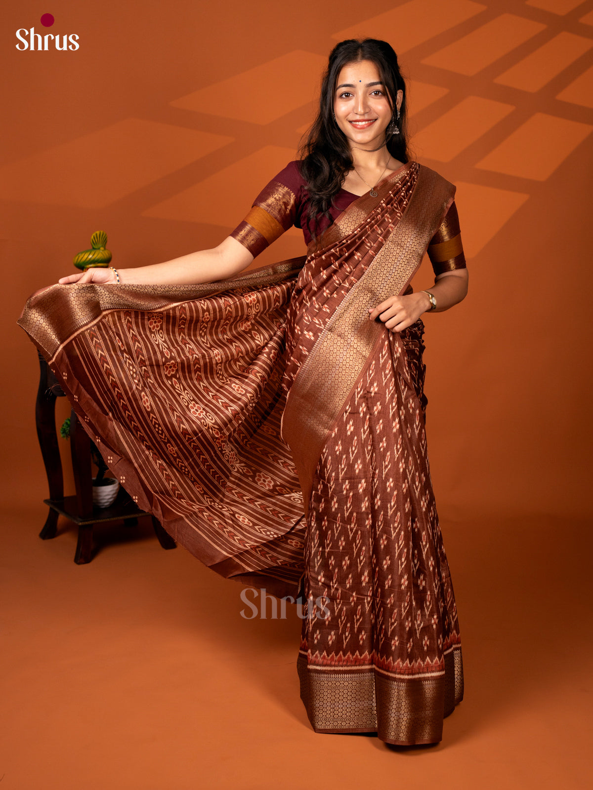 Brown - Semi Crepe Saree - Shop on Shrus.com