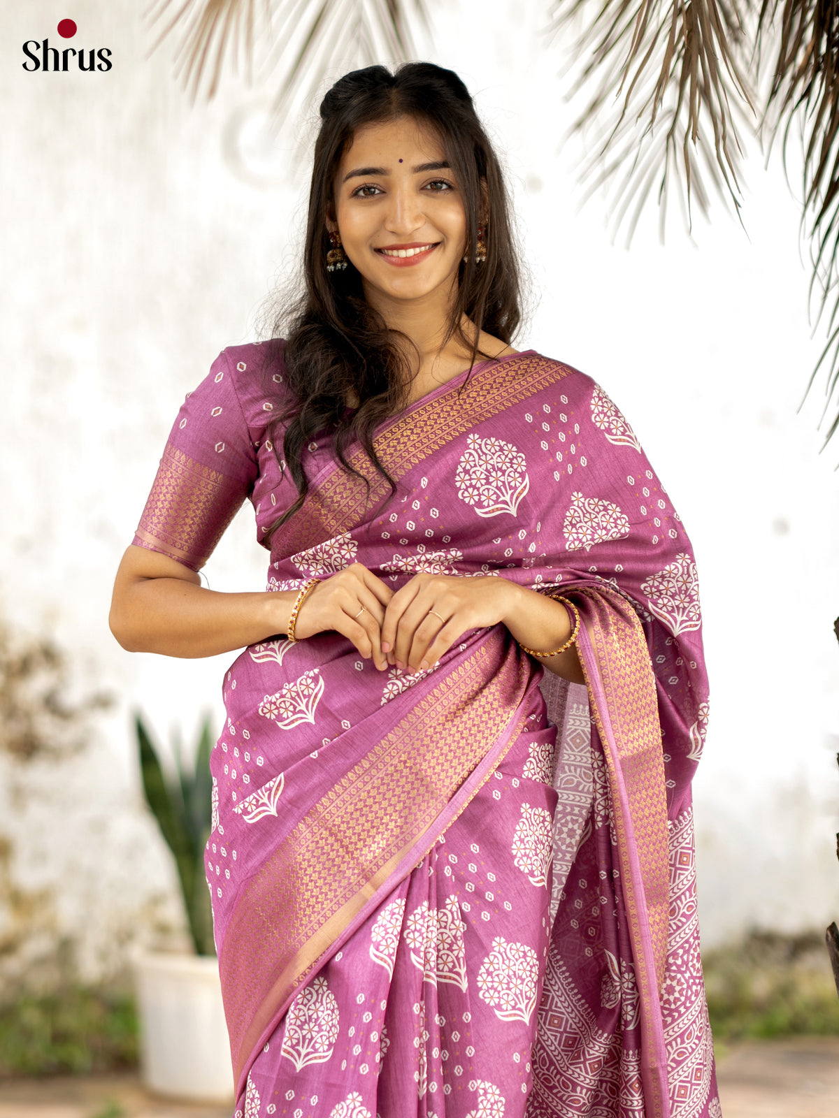 Pink - Semi Crepe Saree - Shop on Shrus.com
