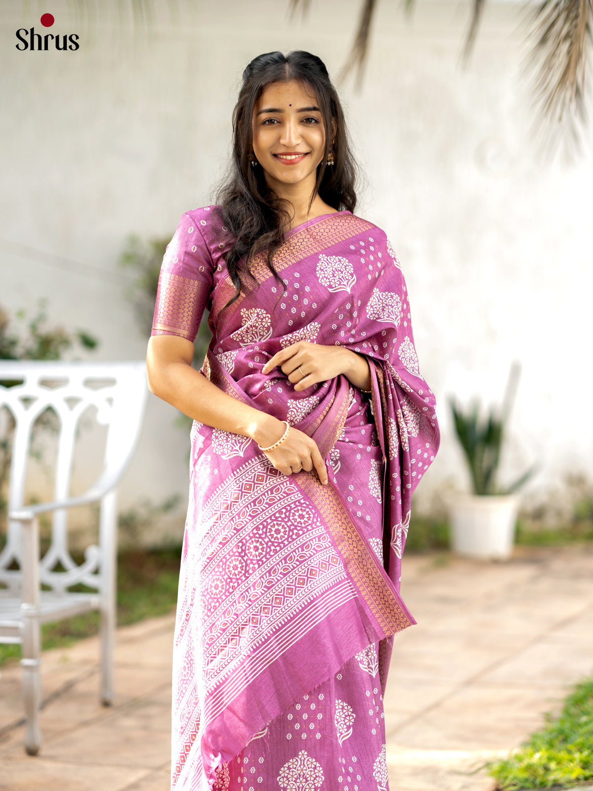 Pink - Semi Crepe Saree - Shop on Shrus.com