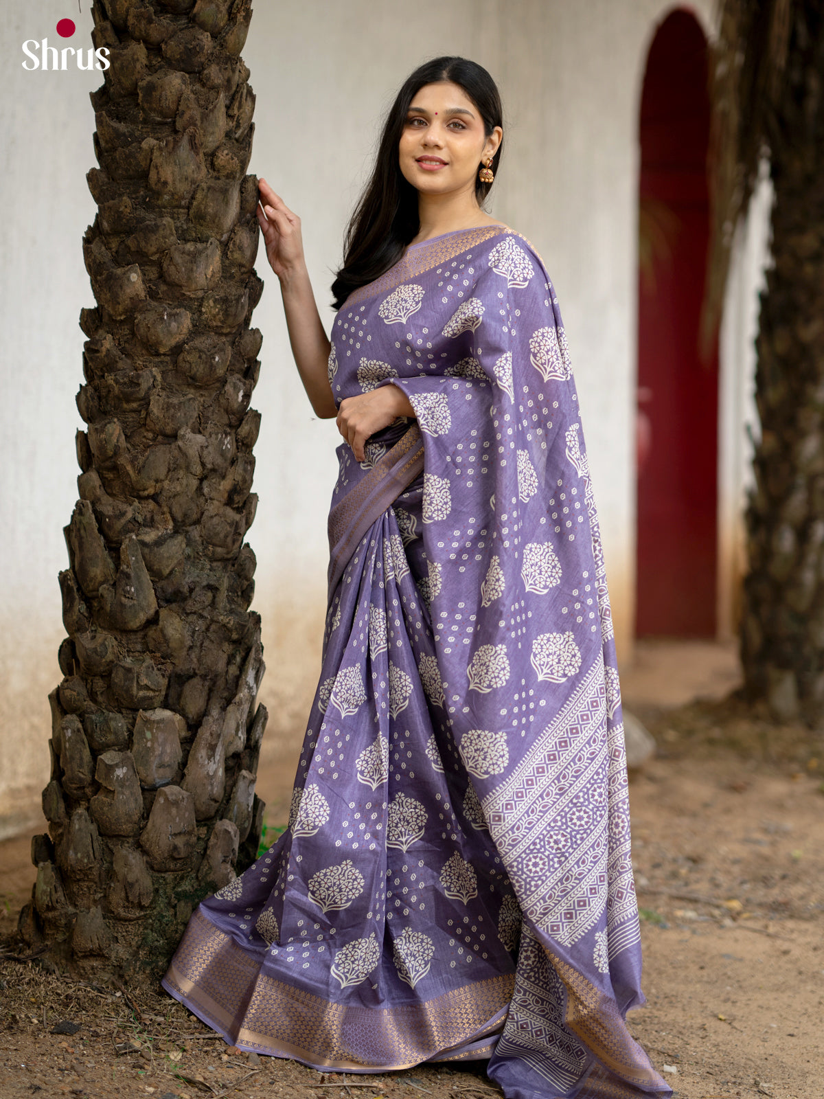 Lavender - Semi Crepe Saree - Shop on Shrus.com