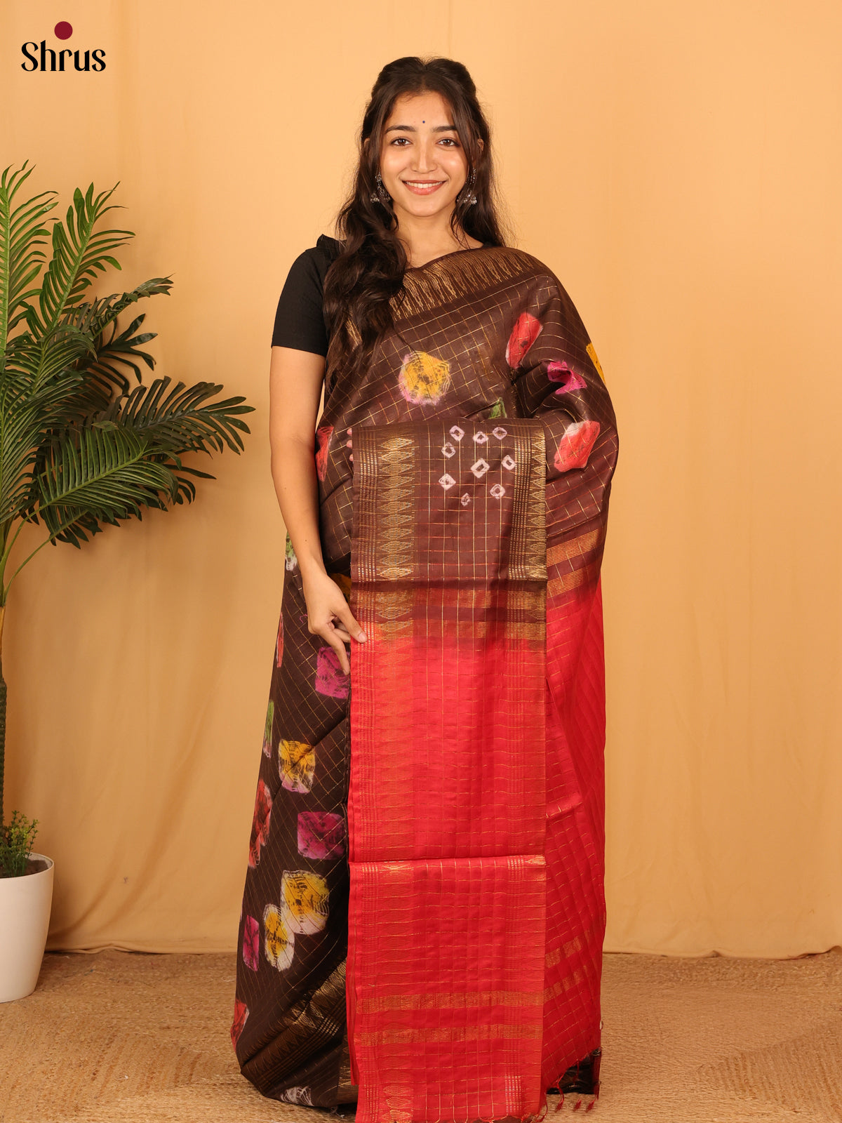 Brown & Red - Shibori Saree - Shop on Shrus.com