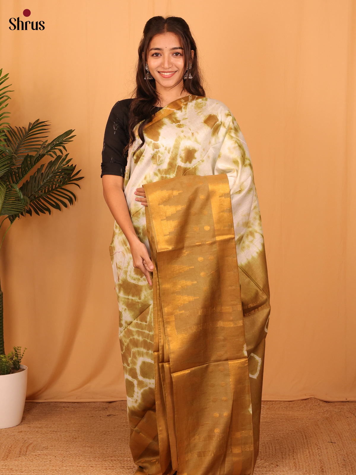 Cream & Beige - Shibori Saree - Shop on Shrus.com