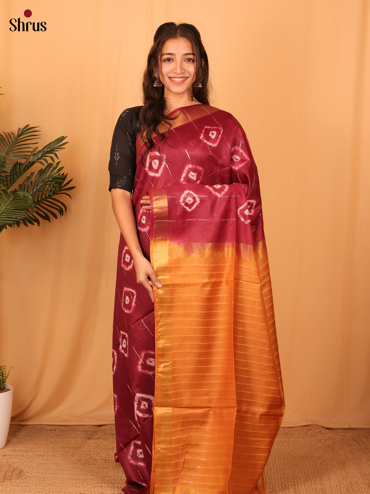 Maroon & Brick - Shibori Saree - Shop on Shrus.com