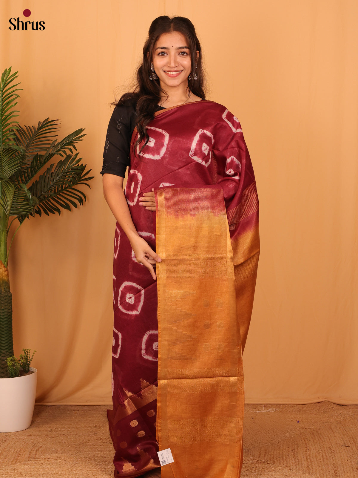Maroon & Brick - Shibori Saree - Shop on Shrus.com