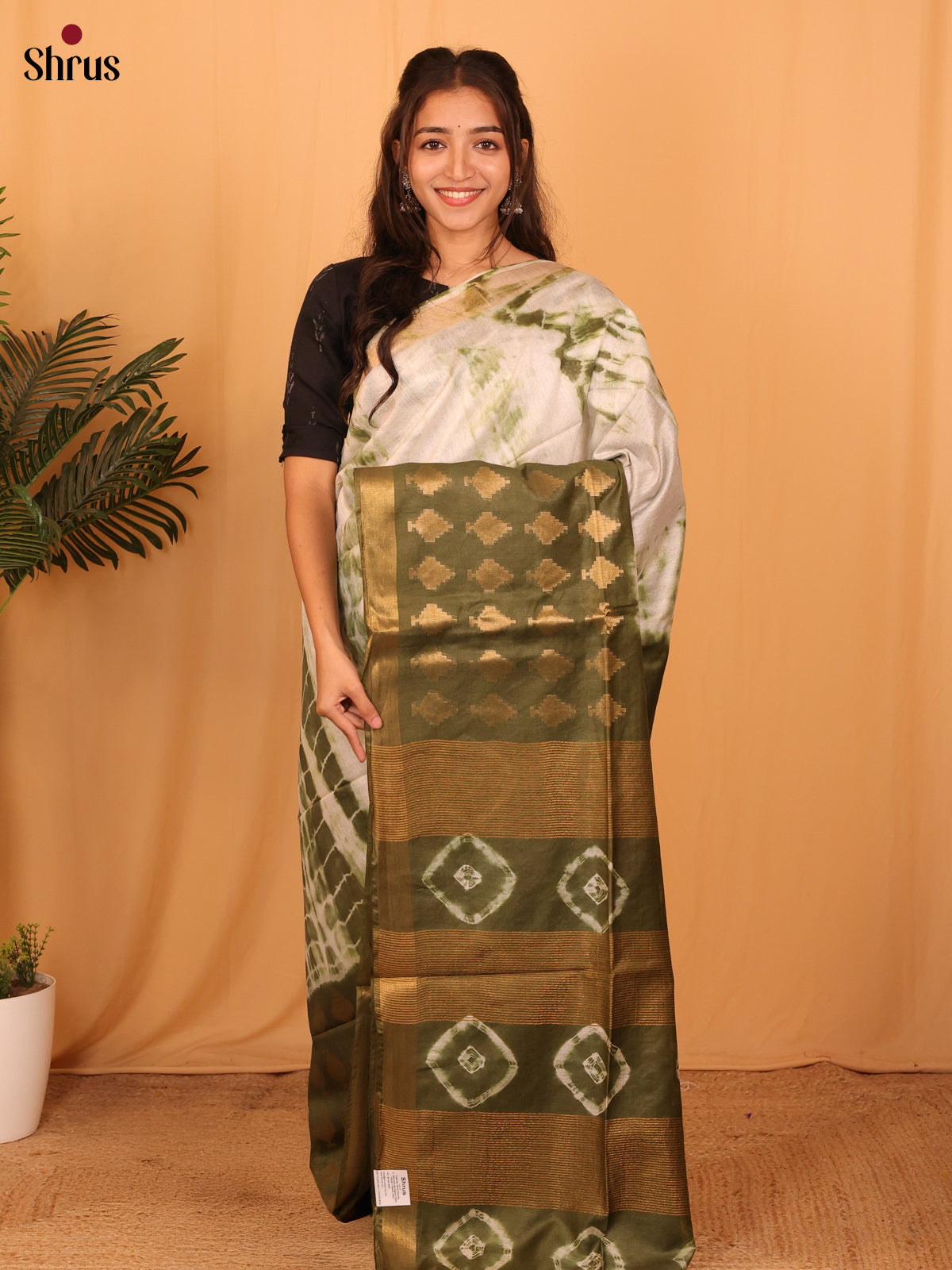Cream & Green - Shibori Saree - Shop on Shrus.com