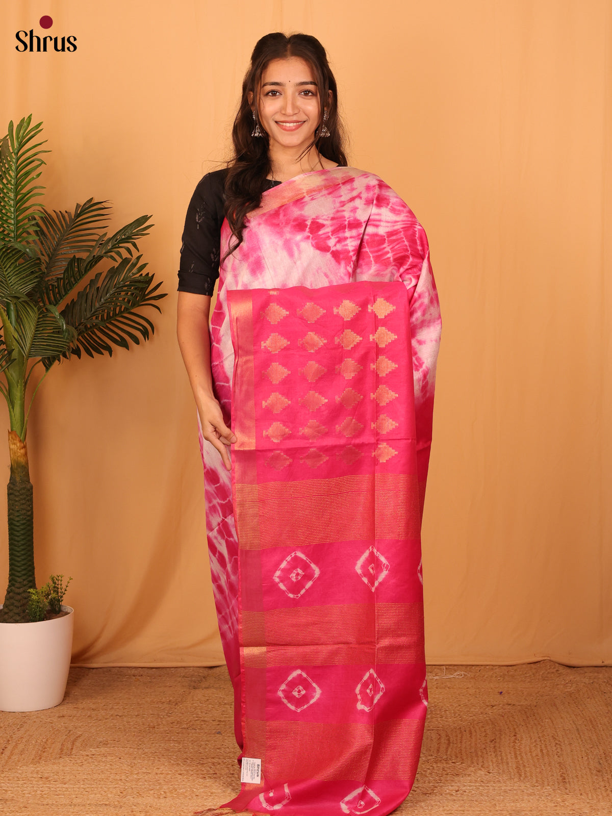 Cream & Pink - Shibori Saree - Shop on Shrus.com