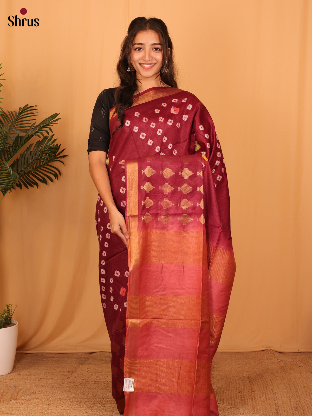 Maroon & Brick - Shibori Saree - Shop on Shrus.com