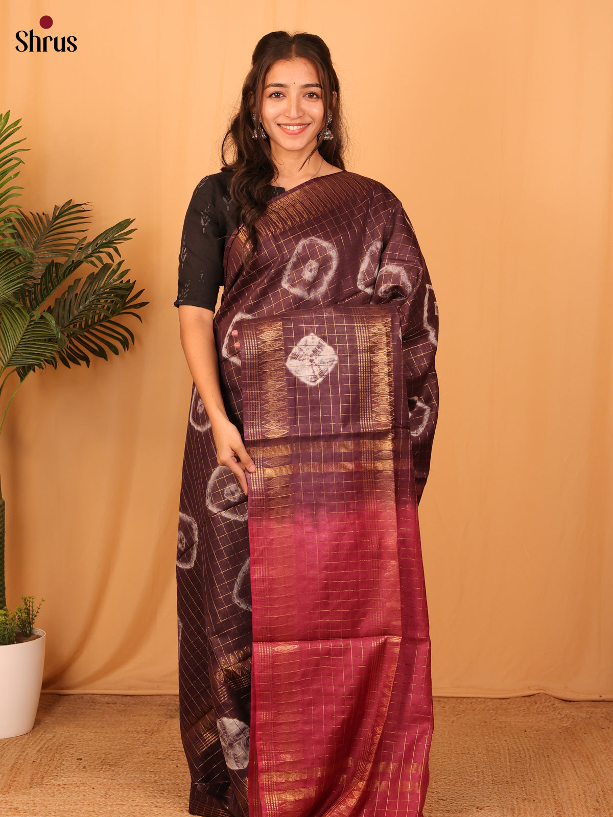 Brown & Maroon - Shibori Saree - Shop on Shrus.com