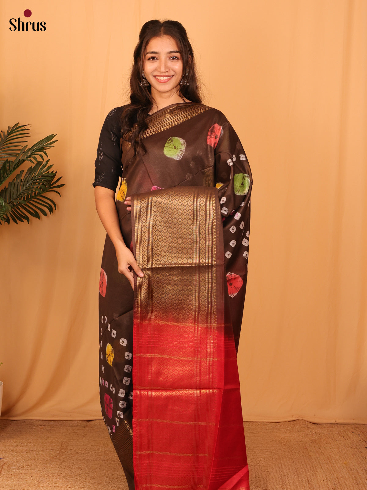 Brown & Red - Shibori Saree - Shop on Shrus.com