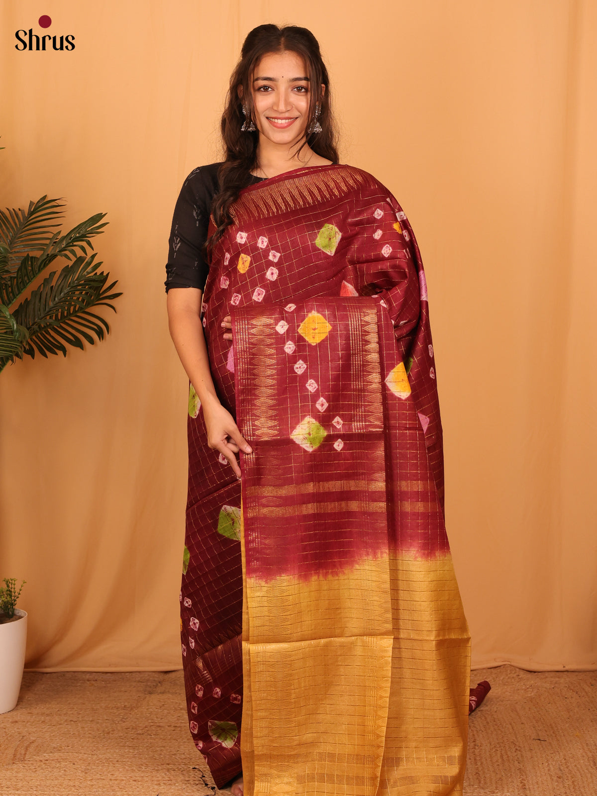 Maroon & Beige - Shibori Saree - Shop on Shrus.com