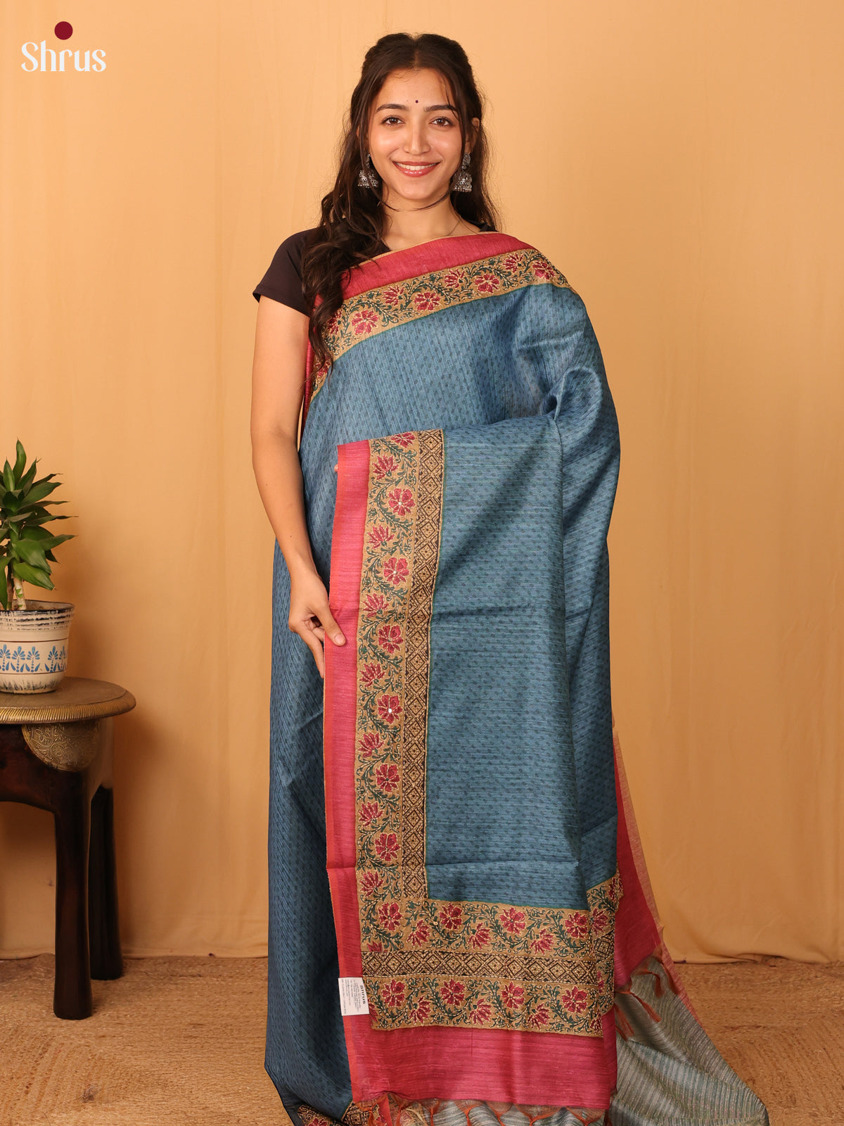 Blue & Pink - Semi Kantha Saree - Shop on Shrus.com
