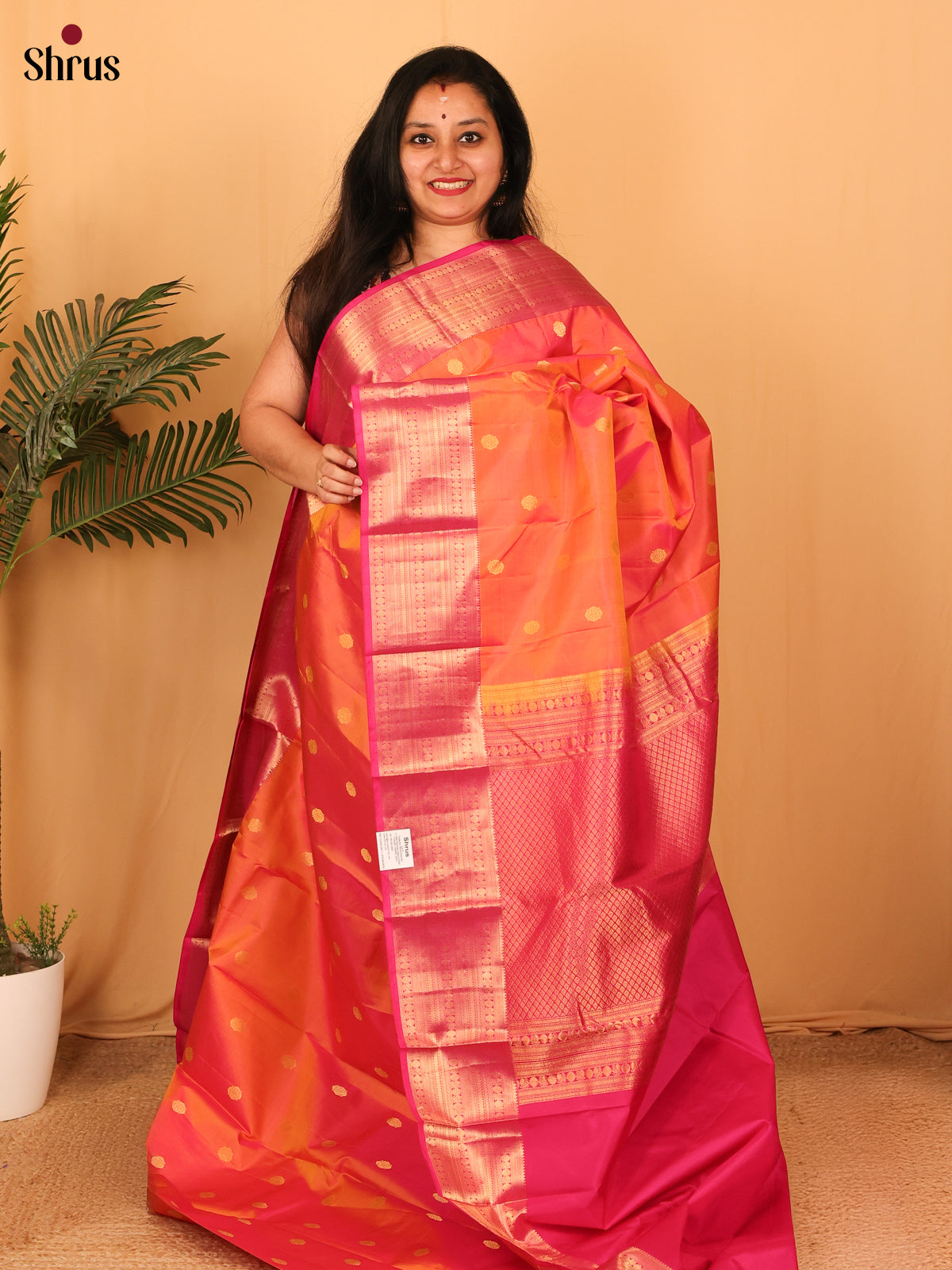 Orange & Pink - Kanchipuram silk Saree - Shop on Shrus.com