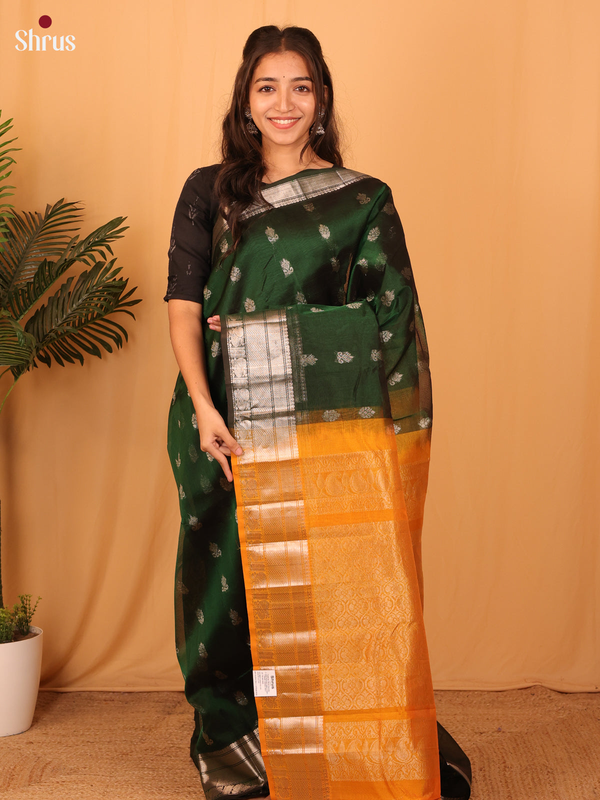 Green & Mustard - Mangalagiri silkcotton Saree with Silver Zari Border - Shop on Shrus.com