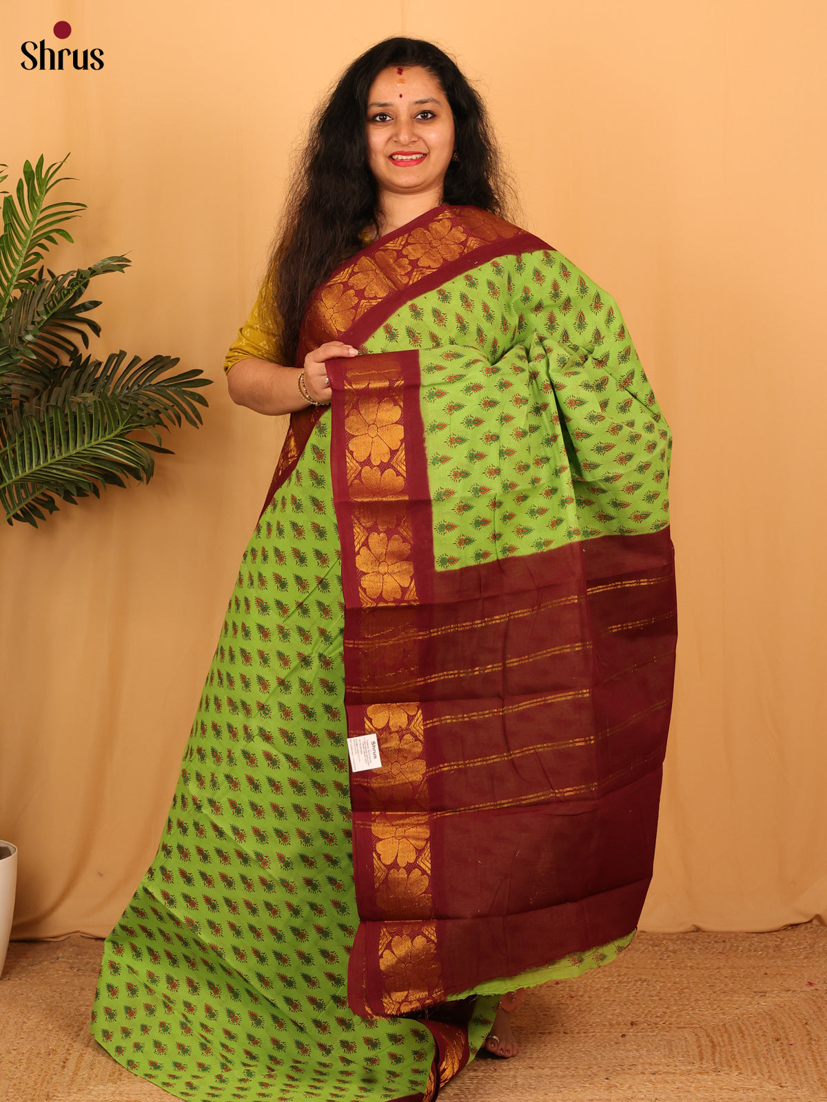 Green & Maroon - Sungudi Cotton Saree - Shop on Shrus.com